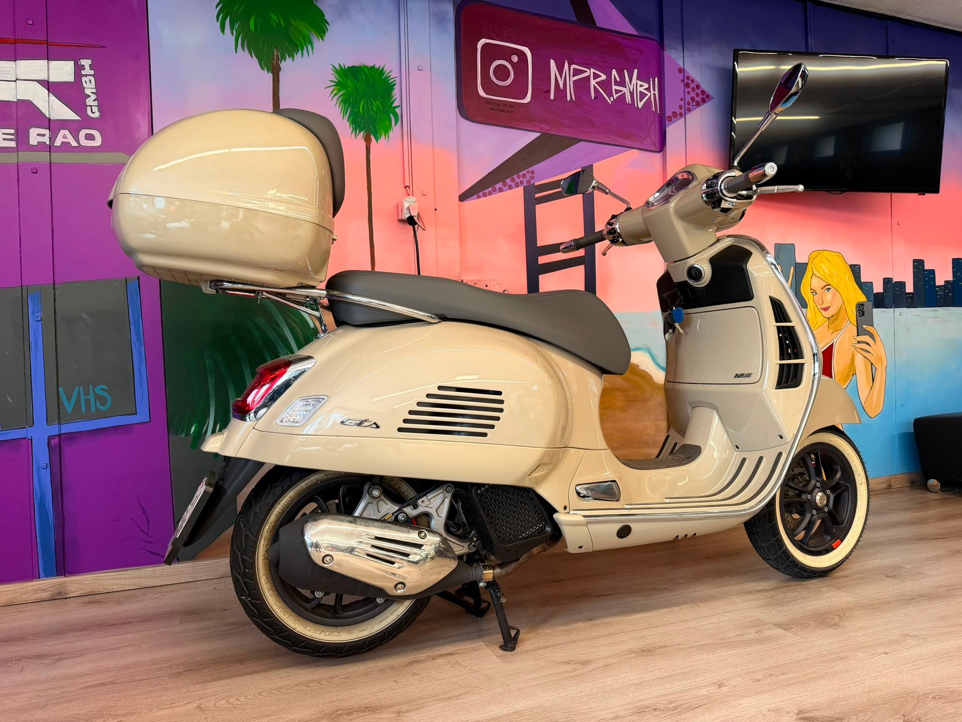 PIAGGIO Vespa GTS 125 ABS-image-7