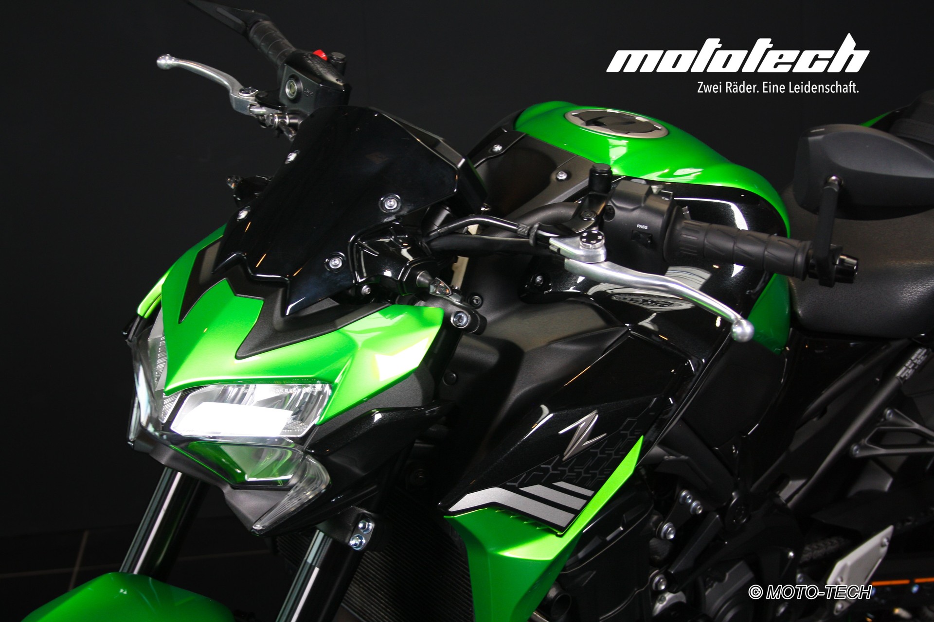 KAWASAKI Z 900-image-6