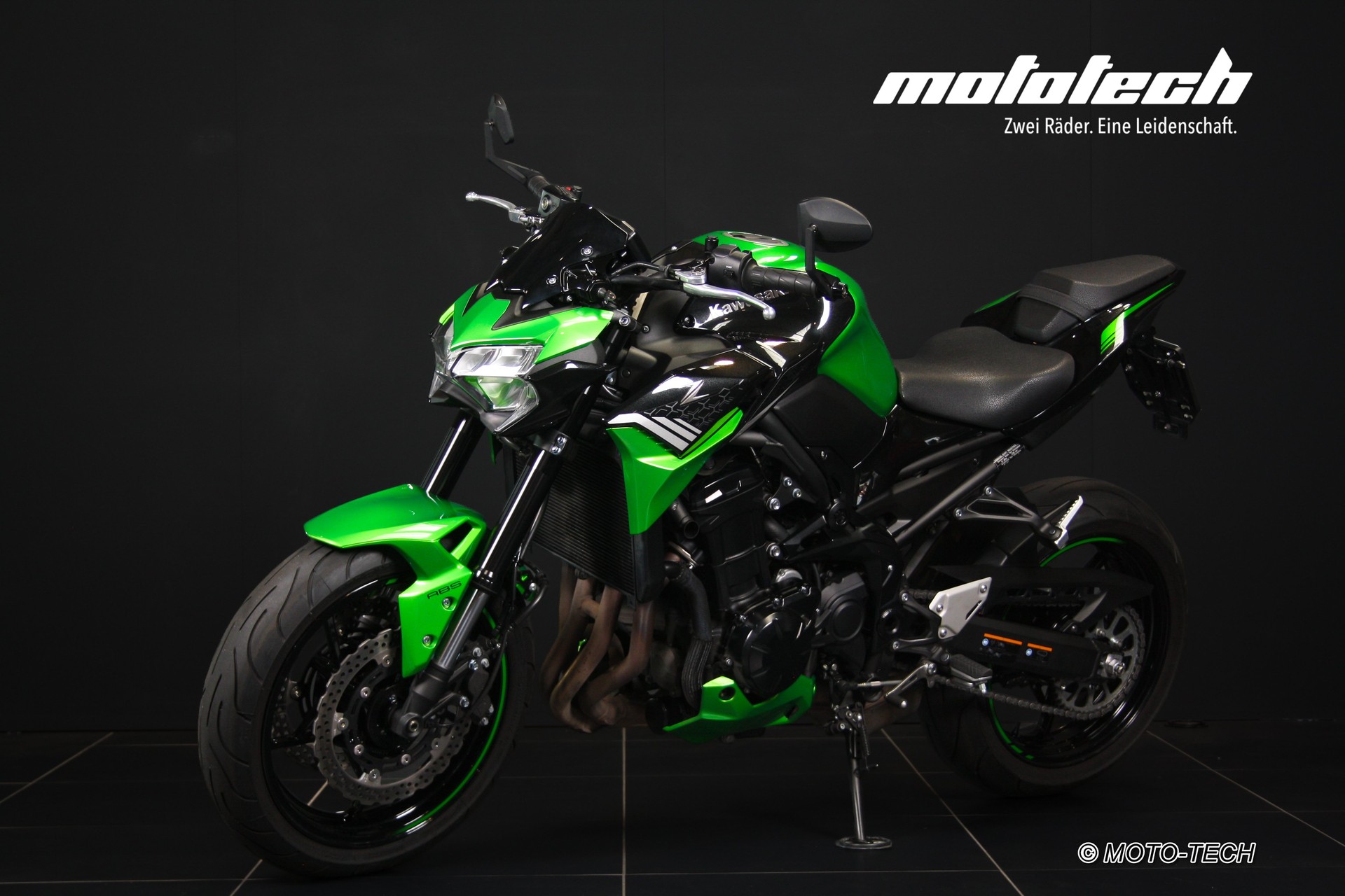 KAWASAKI Z 900-image-5