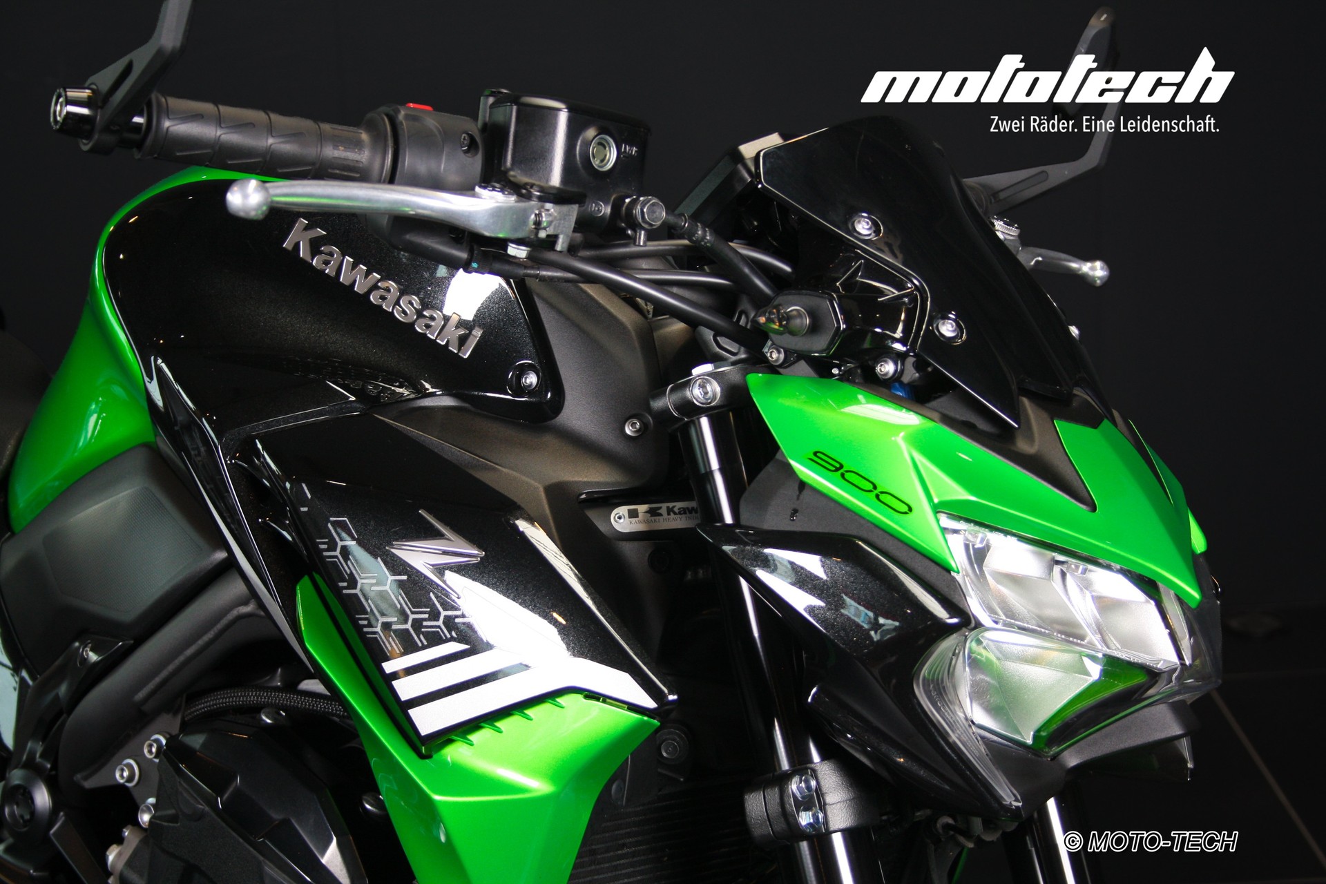 KAWASAKI Z 900-image-7