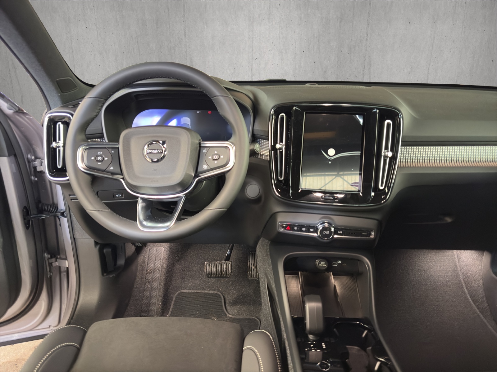 VOLVO EX40 82kWh Twin Motor Performance AWD Ultra-image-11