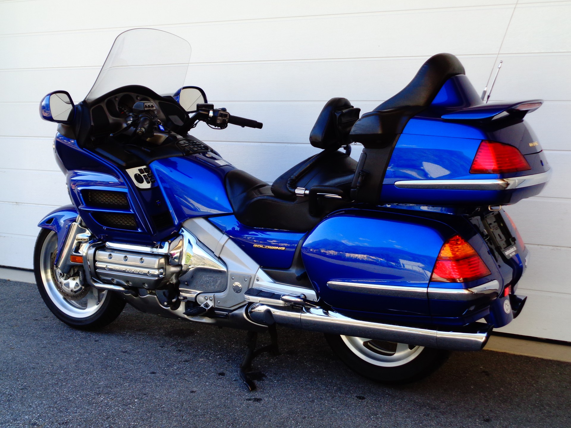 HONDA GL 1800 A Goldwing-image-10