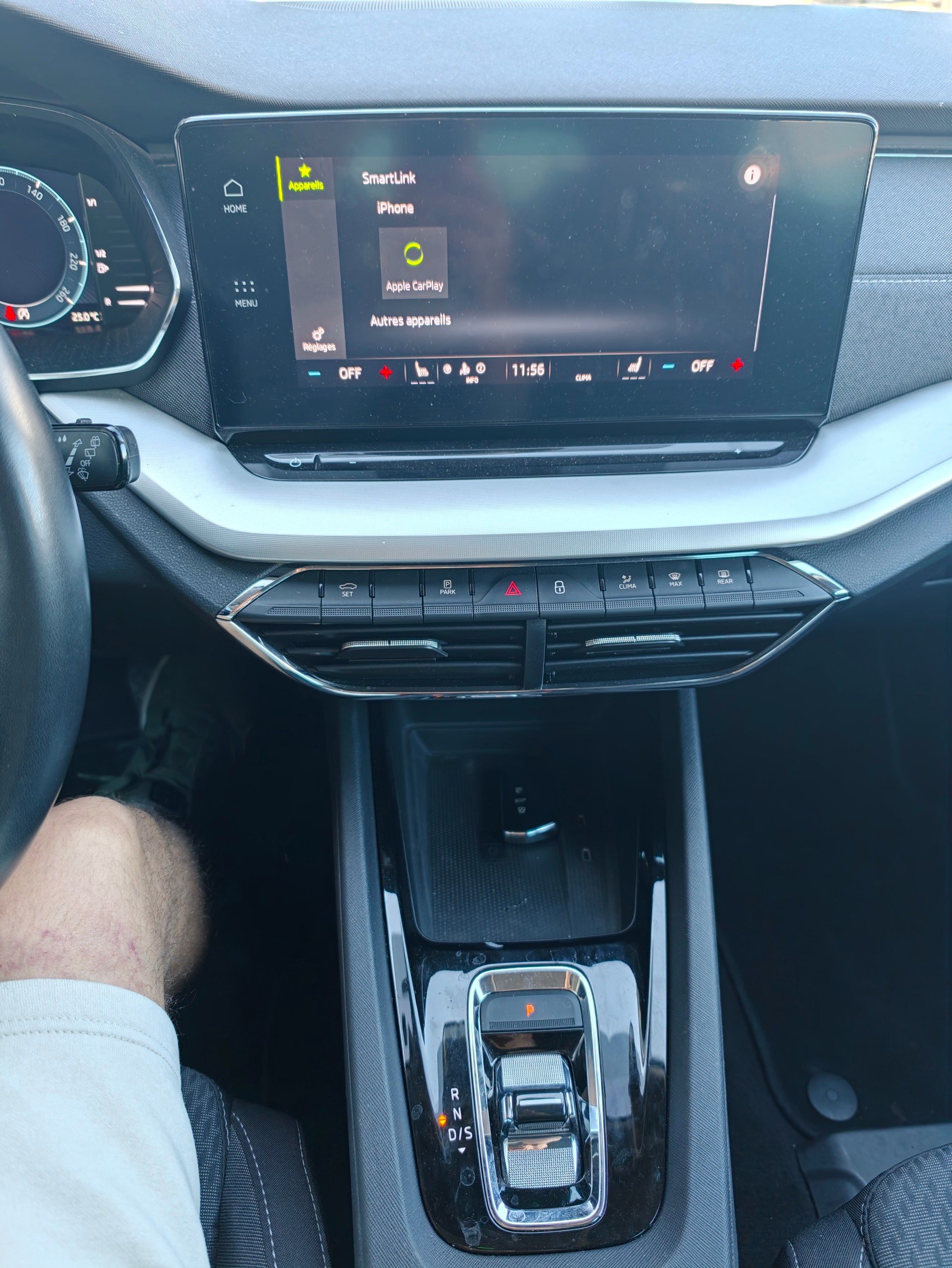 SKODA Octavia Combi 1.5 TSI mHEV DSG Ambition-image-11