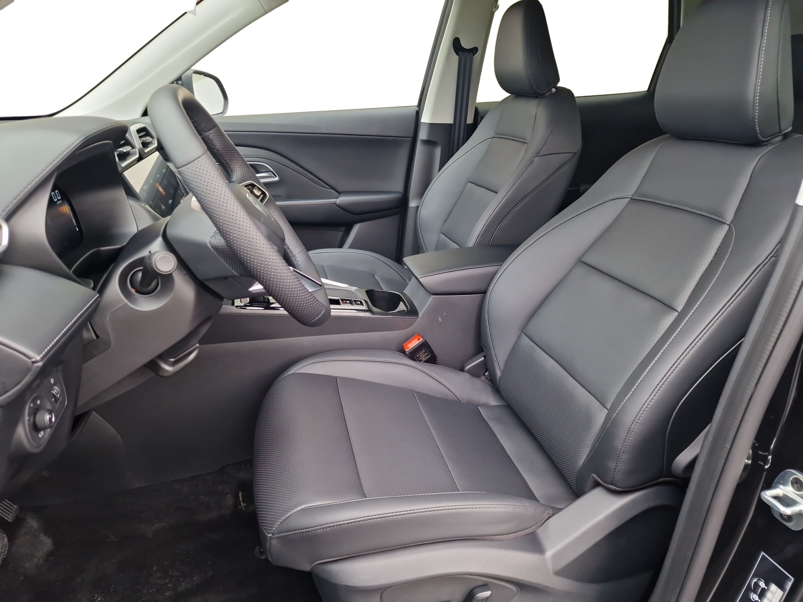 MG ZS 1.5 Hybrid+ Luxury Panorama-image-10