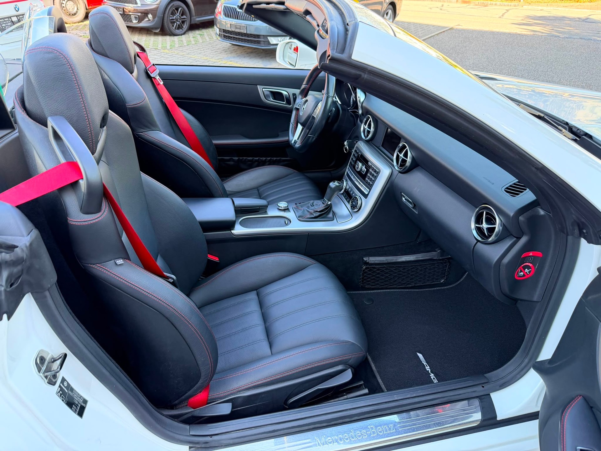 MERCEDES-BENZ SLK 200 7G-Tronic-image-19
