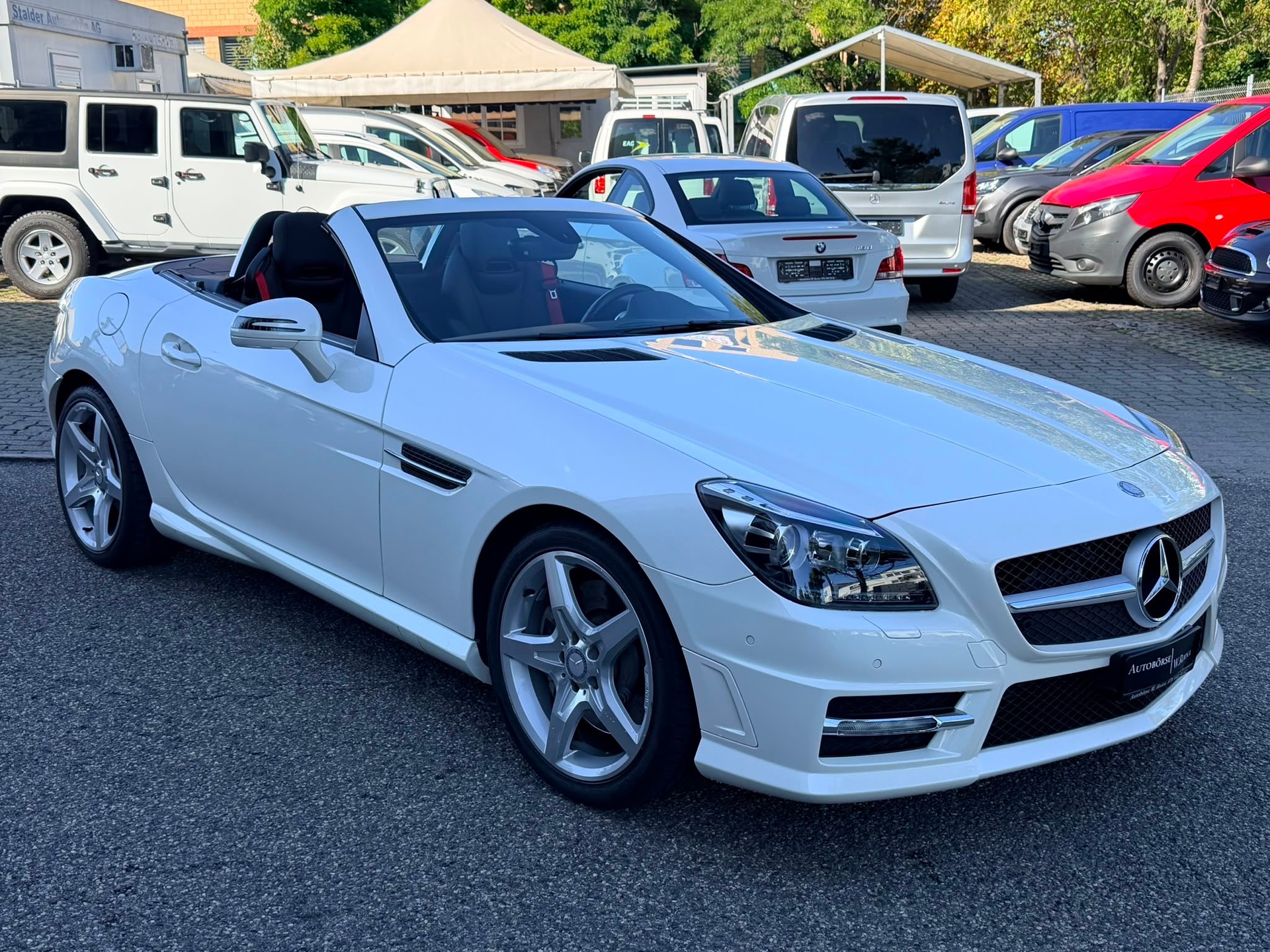 MERCEDES-BENZ SLK 200 7G-Tronic-showroom-element-2