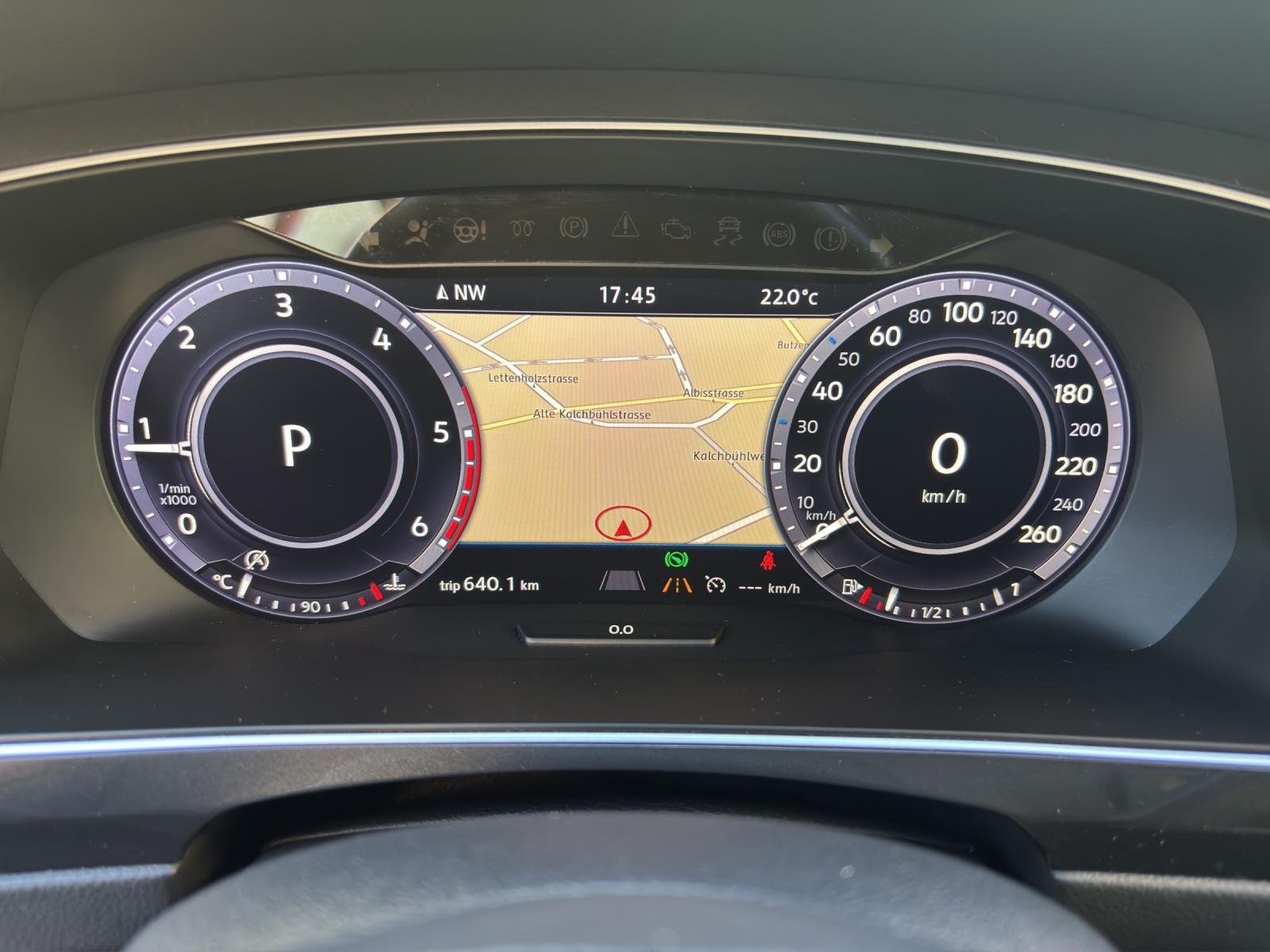 VW Tiguan 2.0 TDI SCR Highline DSG-image-13