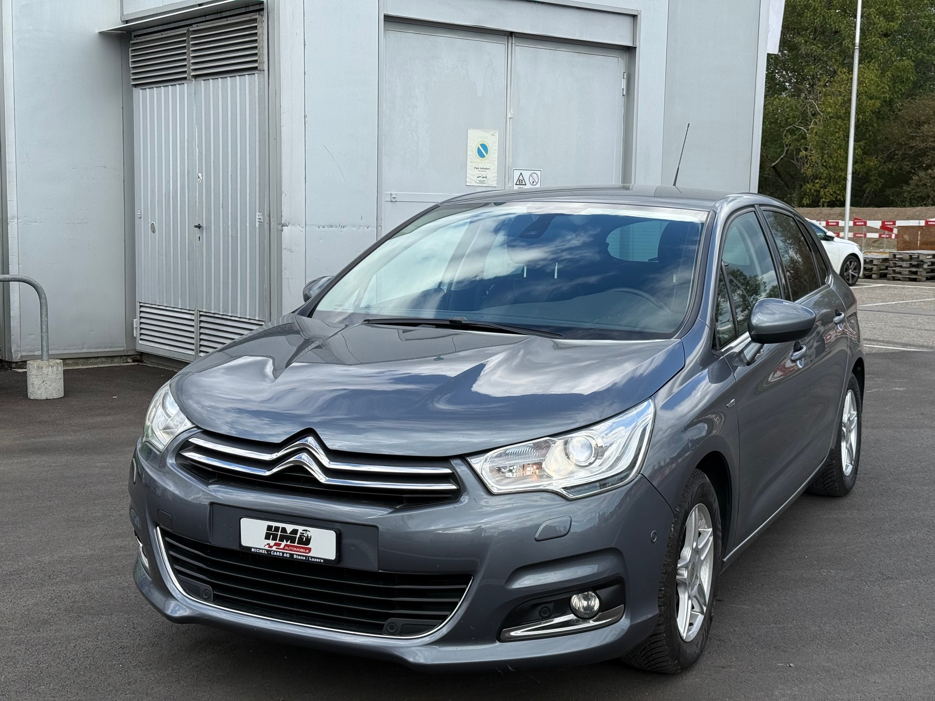 CITROEN C4 Berline 1.6 e-HDi Exclusive EGS6