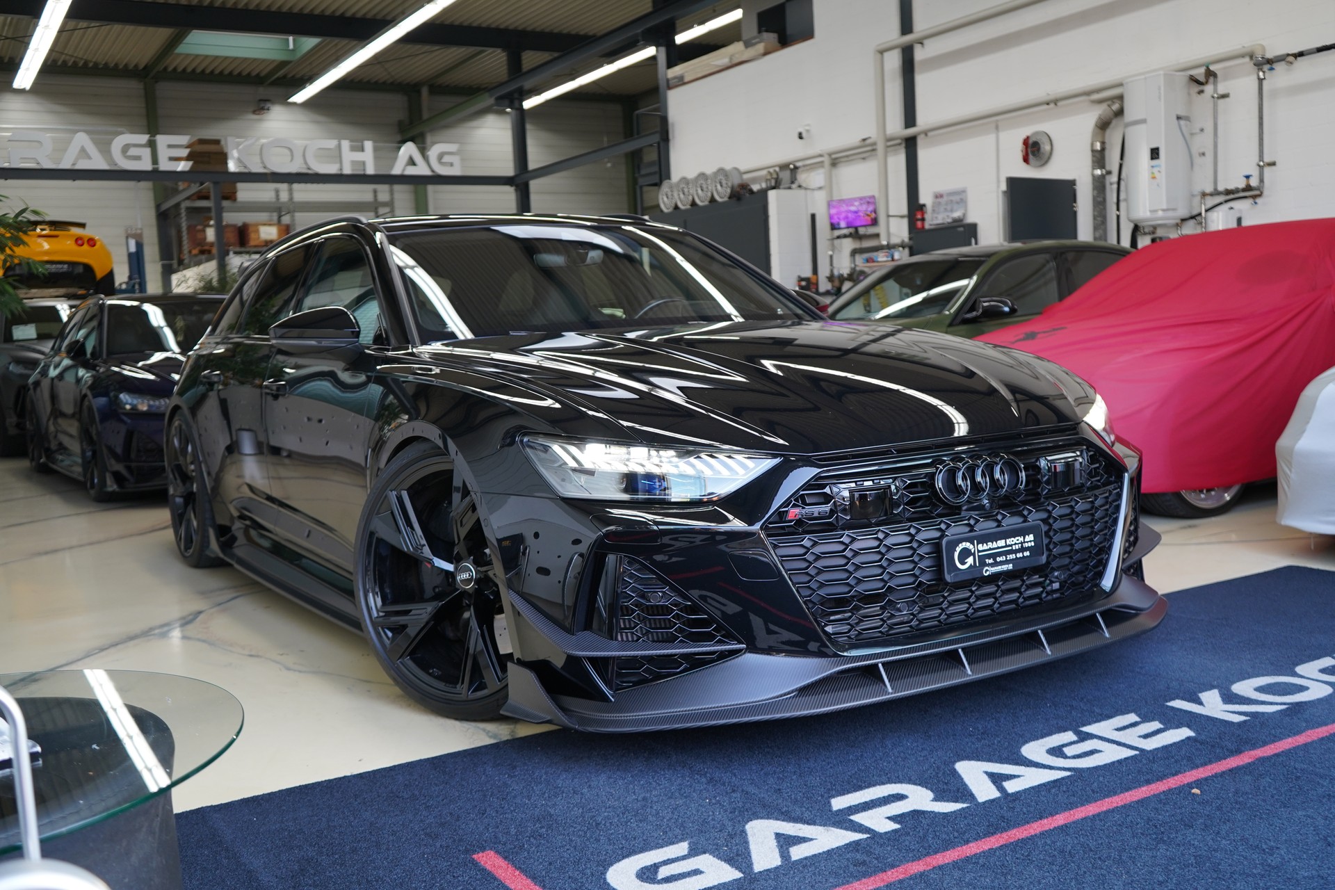 AUDI RS6 Avant 4.0 TFSI V8 quattro / Exklusiv Carbon Kit **-image-13