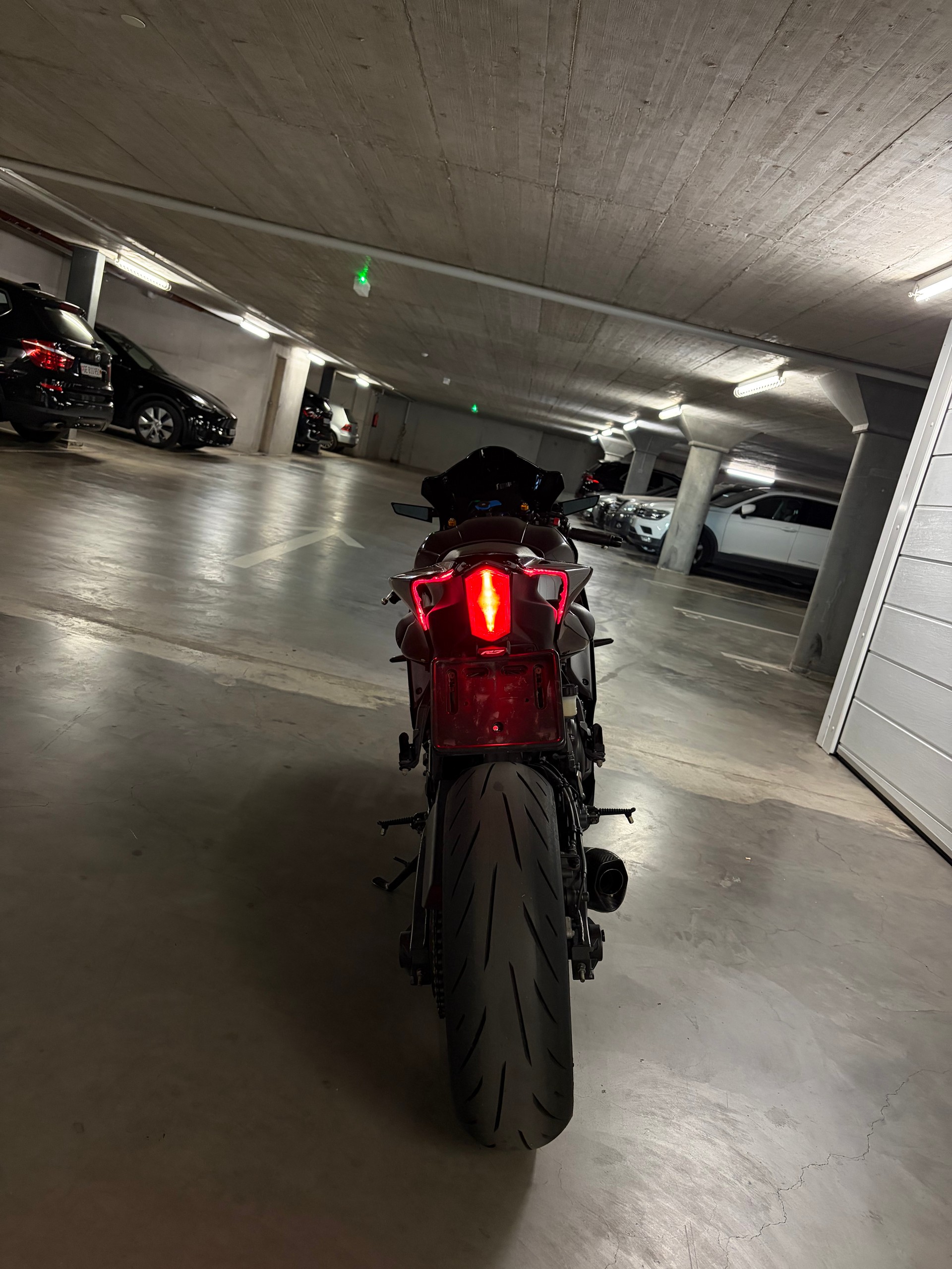 YAMAHA YZF-R7 (35kW)-image-3