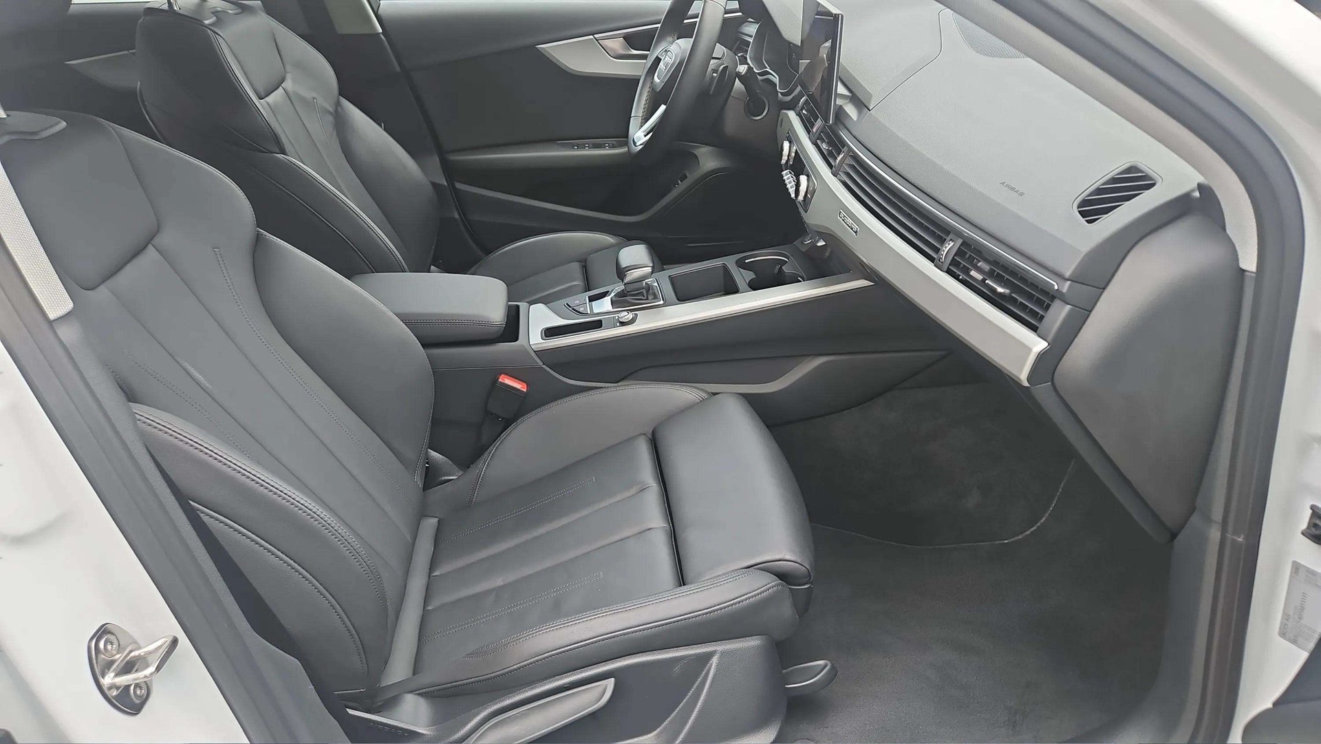 AUDI A4 Avant 40 TDI S line quattro S-tronic mit AHK-Vorbereitung & 5J Werksgarantie oder bis 100000km-image-11