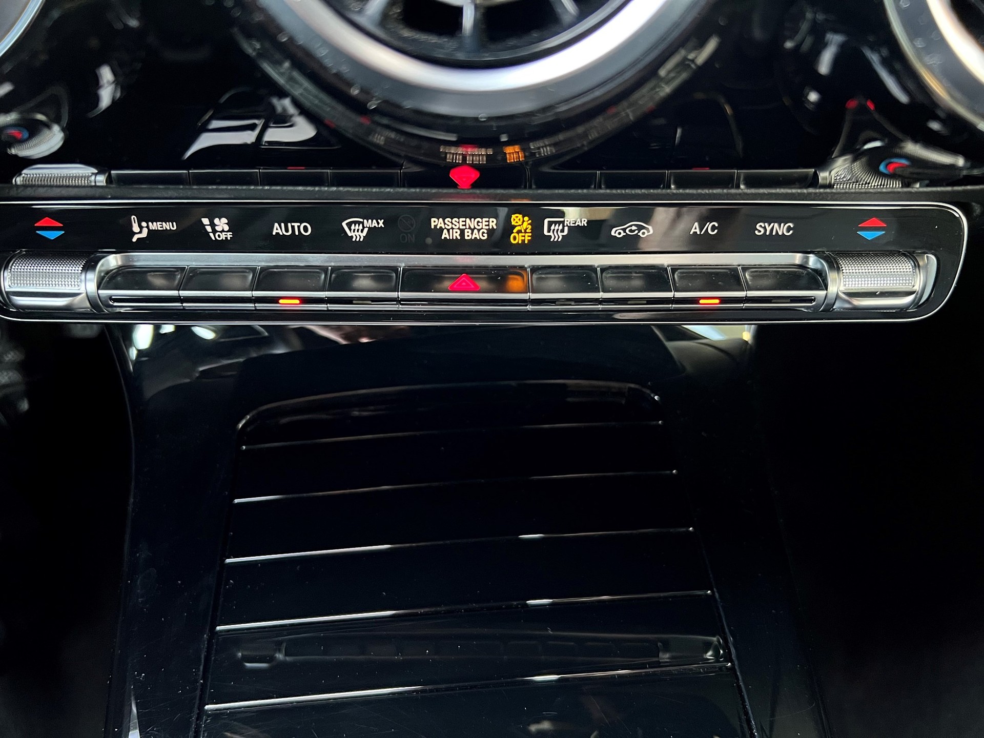 MERCEDES-BENZ A 180 Progressive-image-15