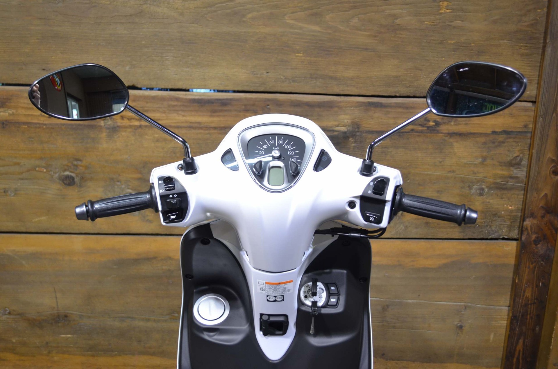 YAMAHA XC D'elight 125-image-2