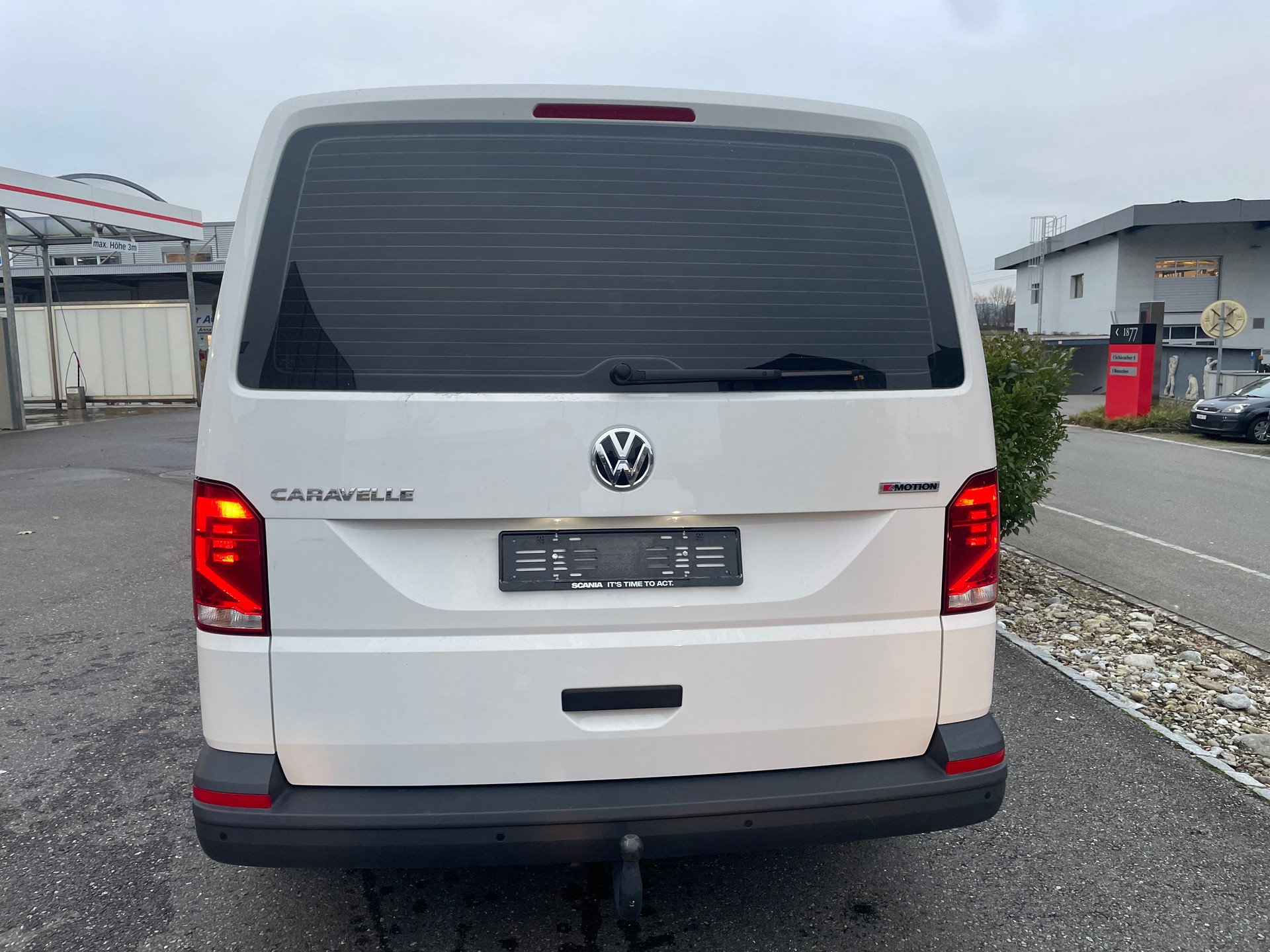 VW T6.1 2.0 TDI 4Motion Caravelle-image-7