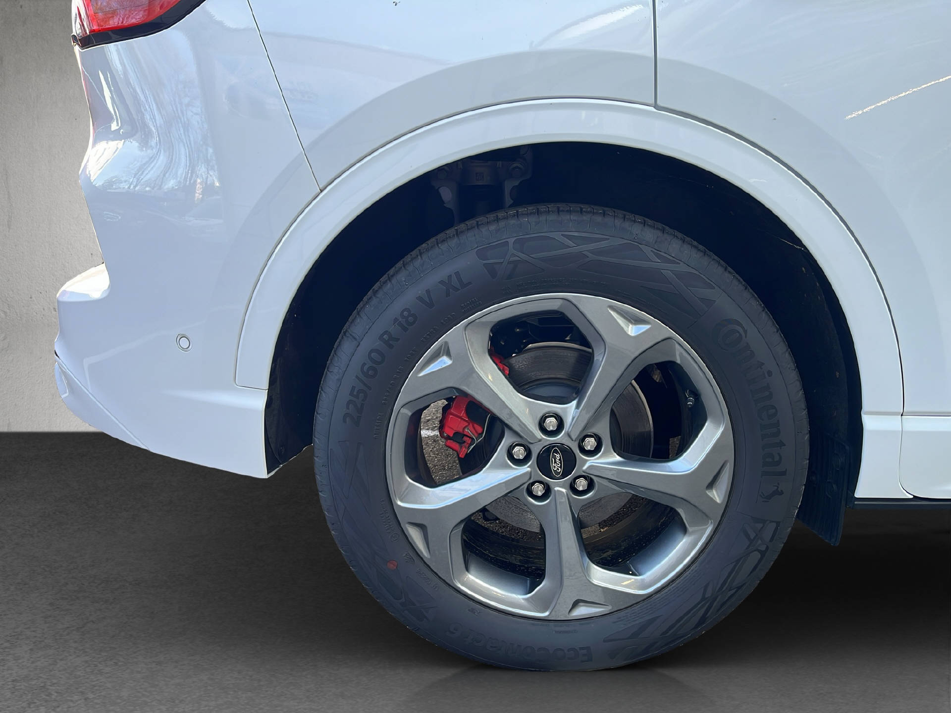 FORD Kuga 2.5 Plug-in Hybrid ST-Line X-image-25