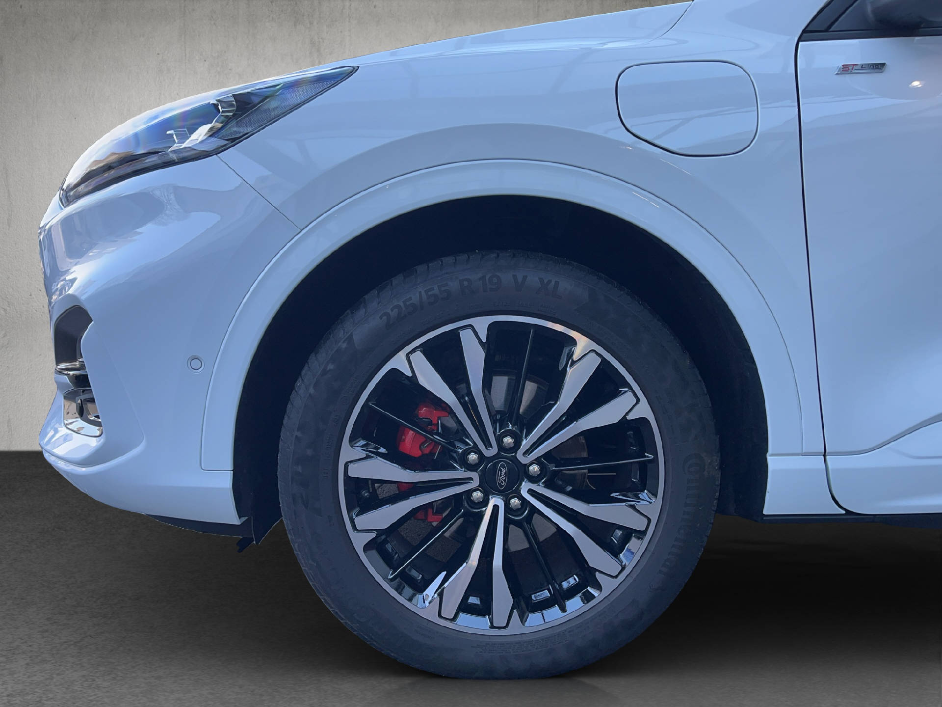 FORD Kuga 2.5 Plug-in Hybrid ST-Line X-image-22