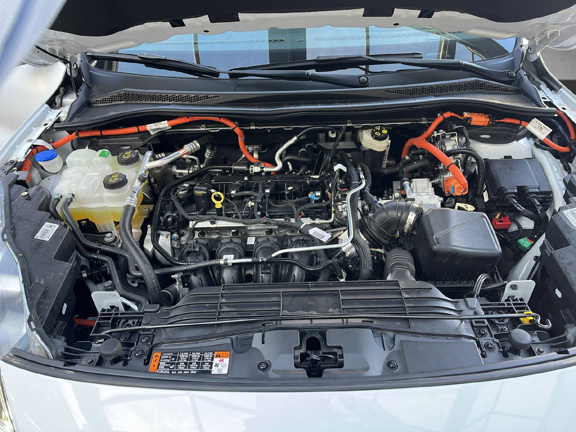 FORD Kuga 2.5 Plug-in Hybrid ST-Line X-image-21