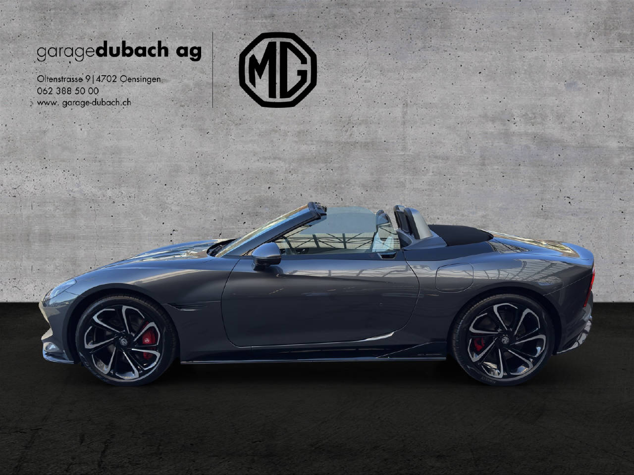 MG Cyberster 77kWh-showroom-element-1