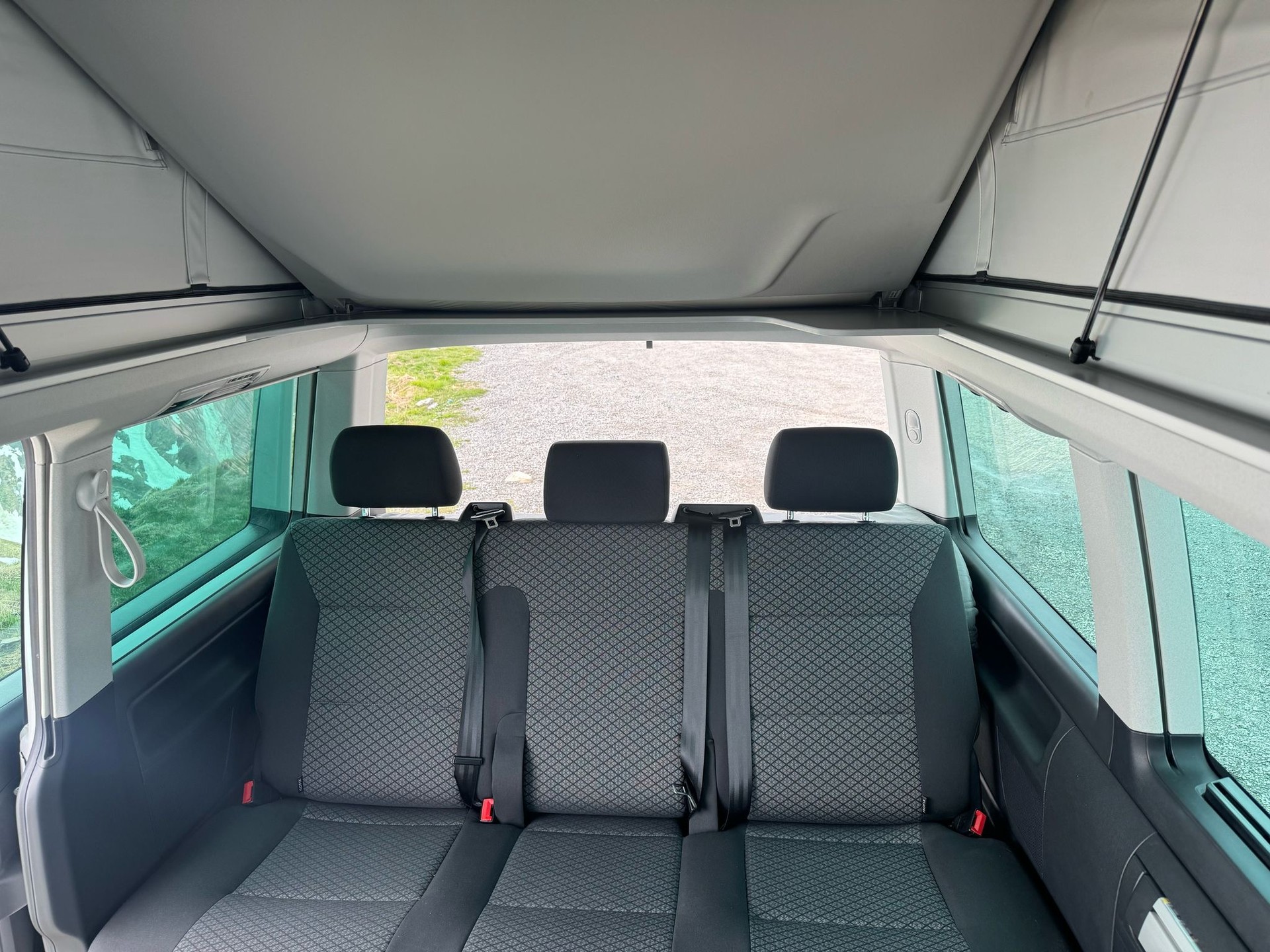 VW T6.1 California 2.0 TDI Beach DSG-image-22