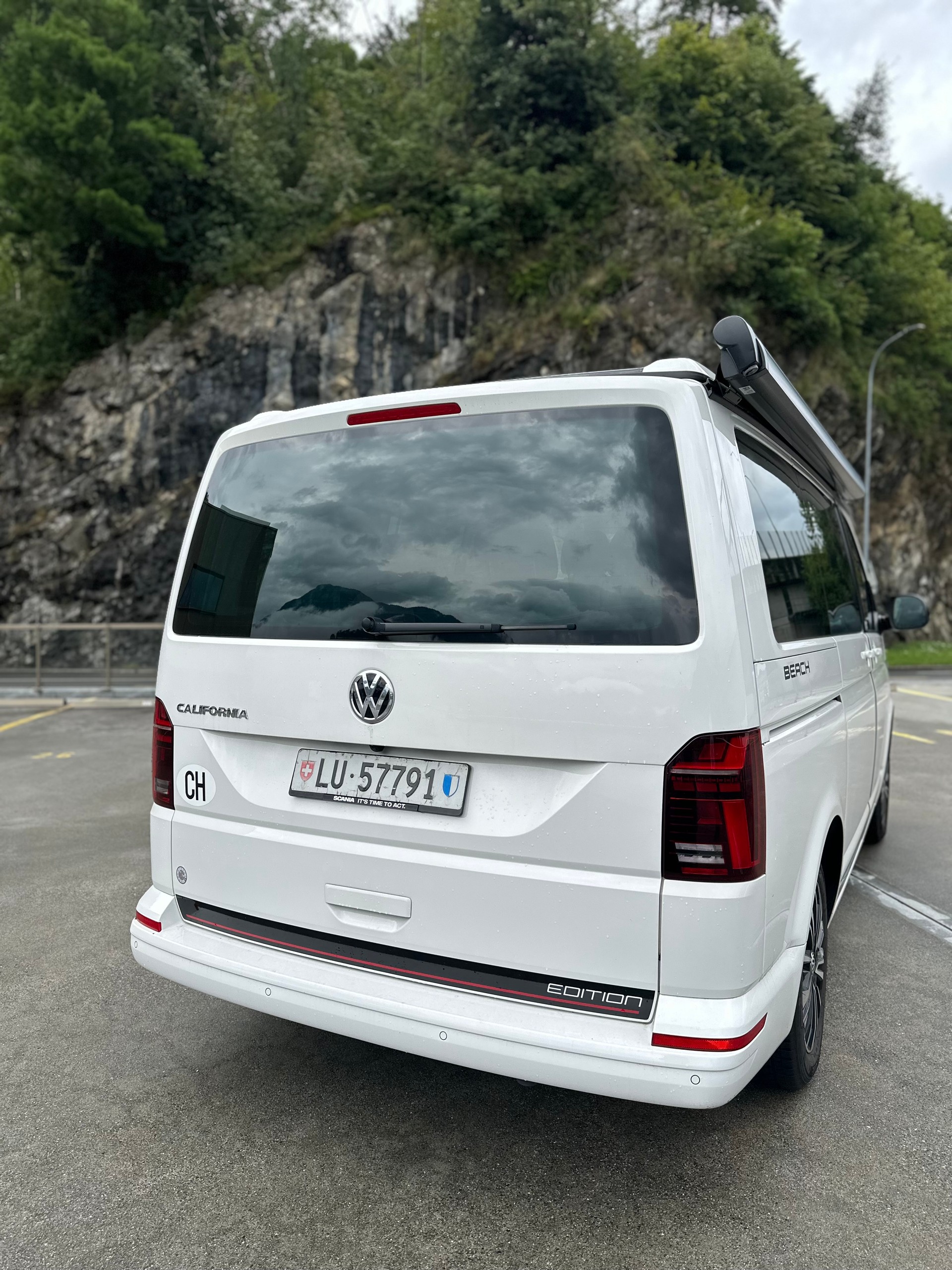 VW T6.1 California 2.0 TDI Beach DSG-image-9