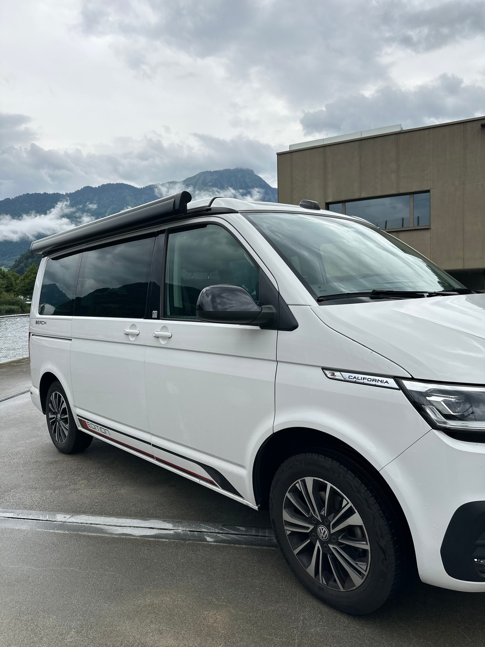 VW T6.1 California 2.0 TDI Beach DSG-image-8
