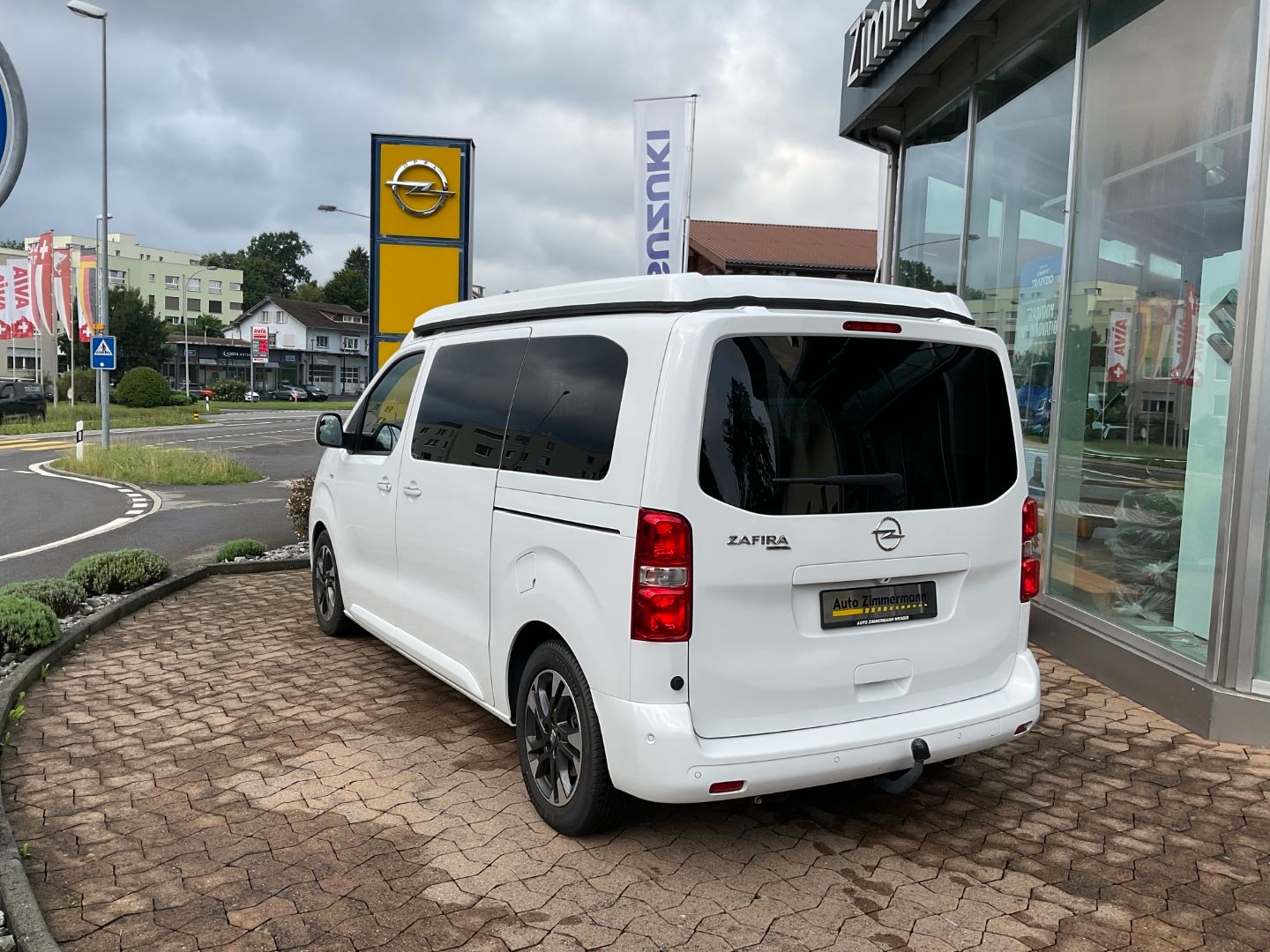 OPEL Zafira Life M 2.0 CDTI 144 Camper Edition-image-3