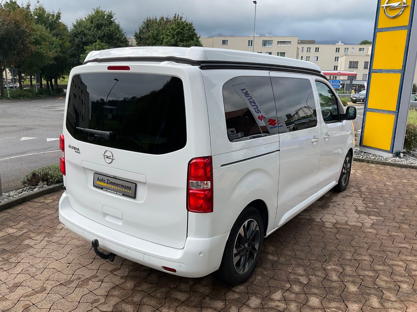 OPEL Zafira Life M 2.0 CDTI 144 Camper Edition-image-2