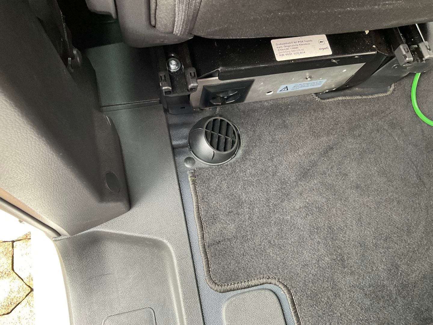 OPEL Zafira Life M 2.0 CDTI 144 Camper Edition-image-12