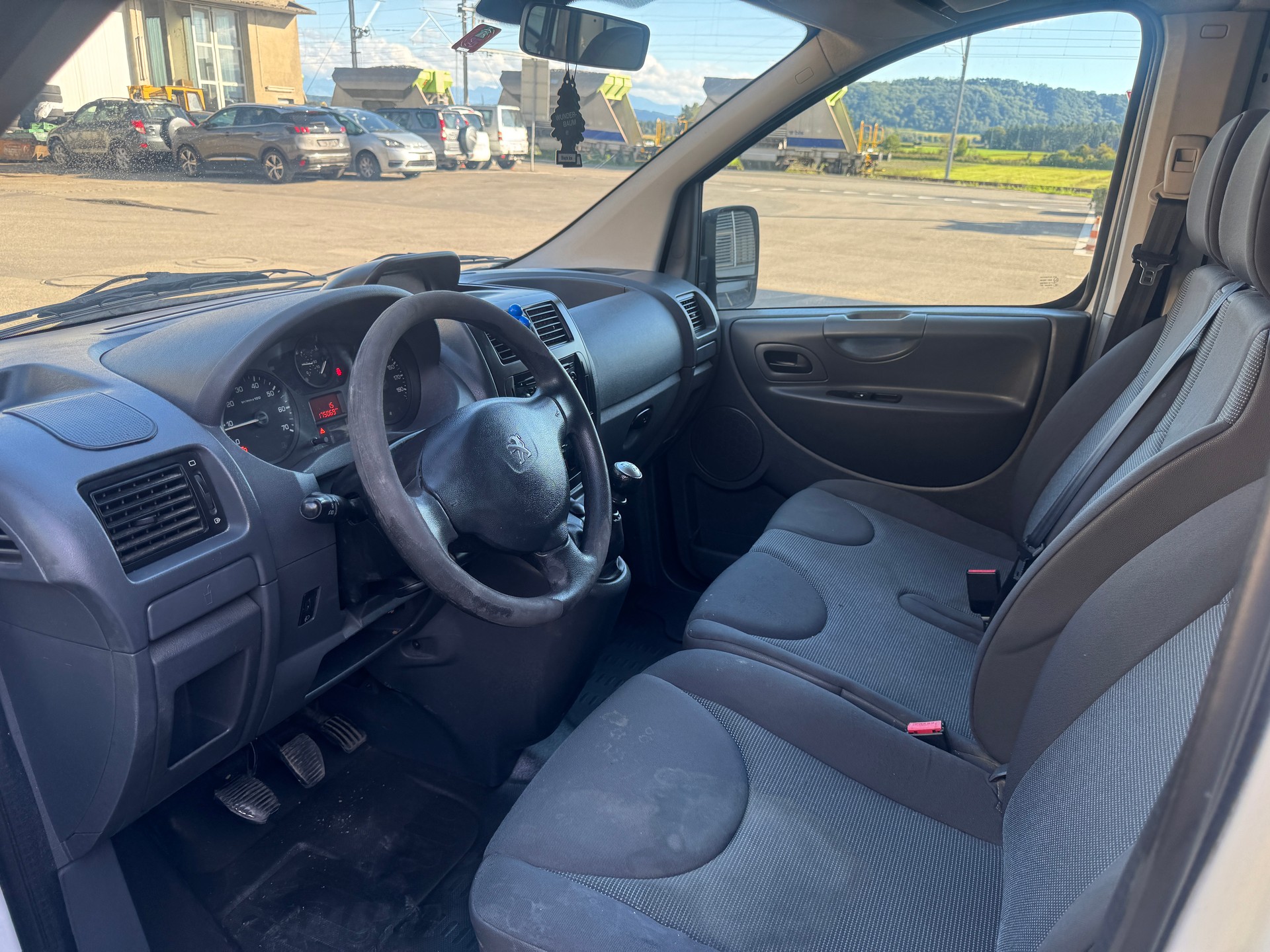 PEUGEOT Expert Tepee 2.0 HDi Access L1-image-6