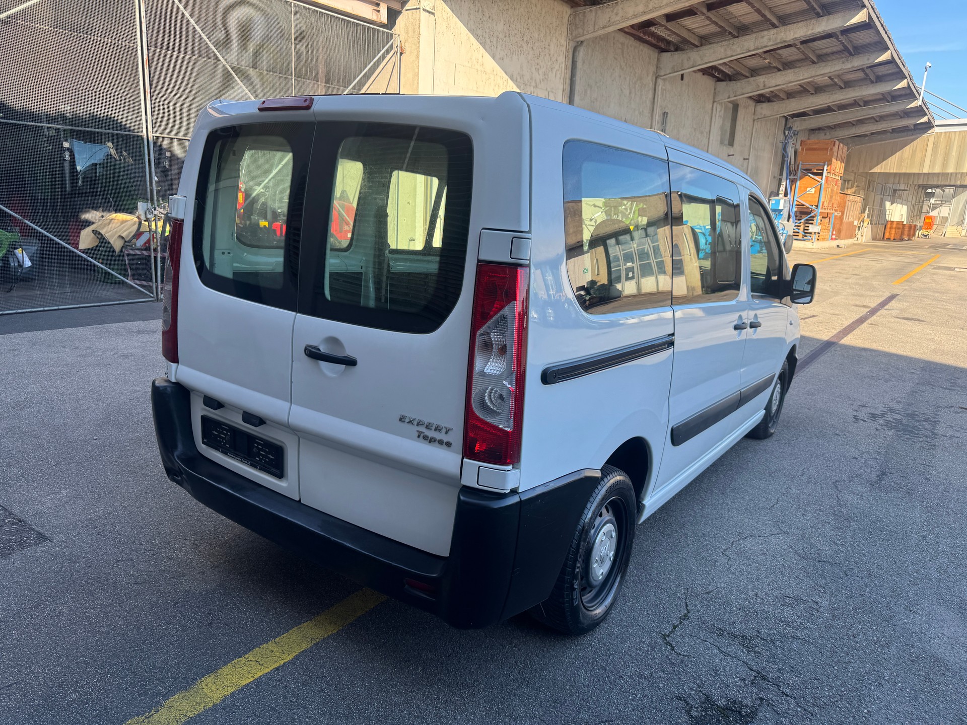 PEUGEOT Expert Tepee 2.0 HDi Access L1-image-4