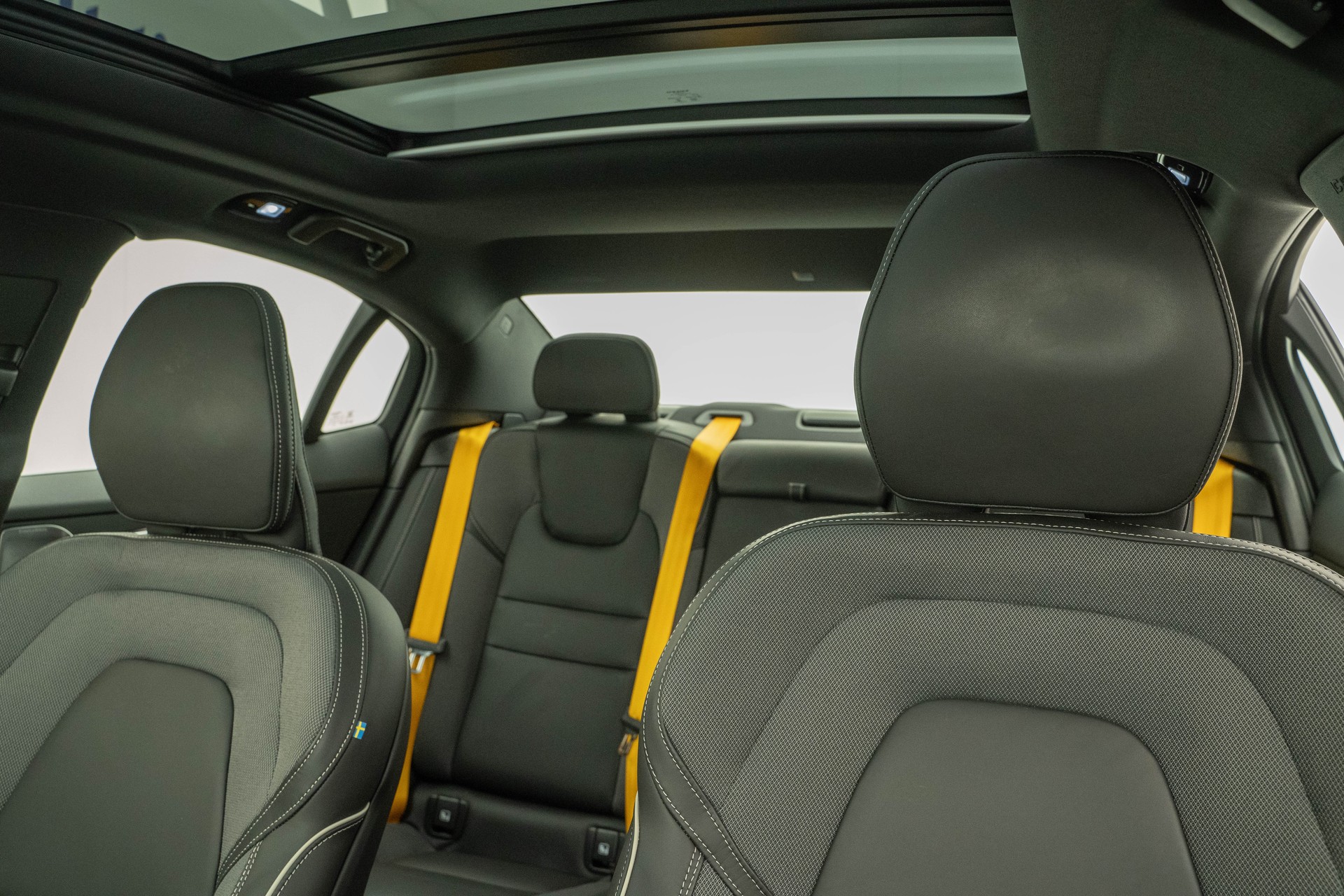 VOLVO S60 2.0 T8 TE Polestar eAWD-image-9