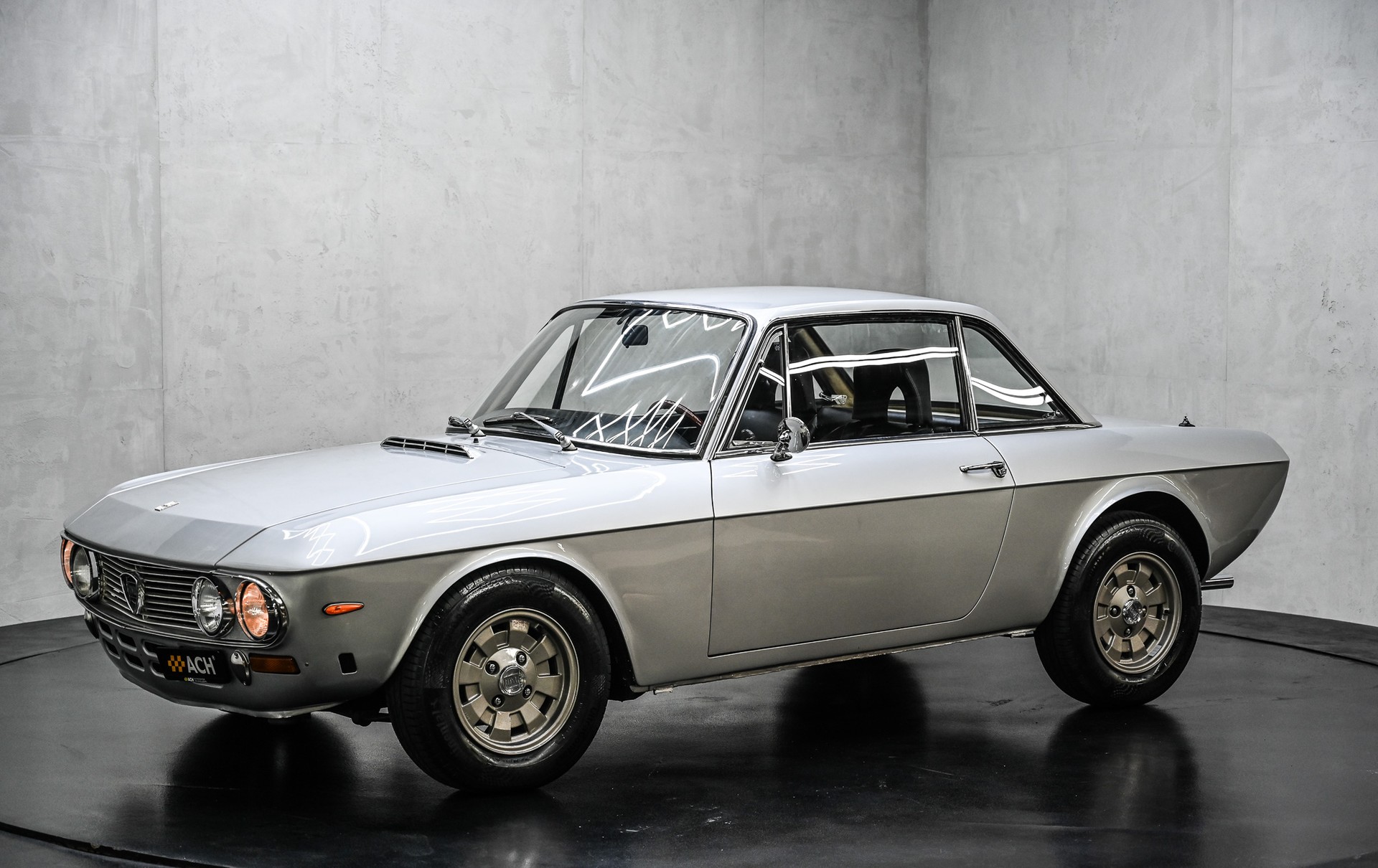 LANCIA Fulvia 1600 HF-showroom-element-3