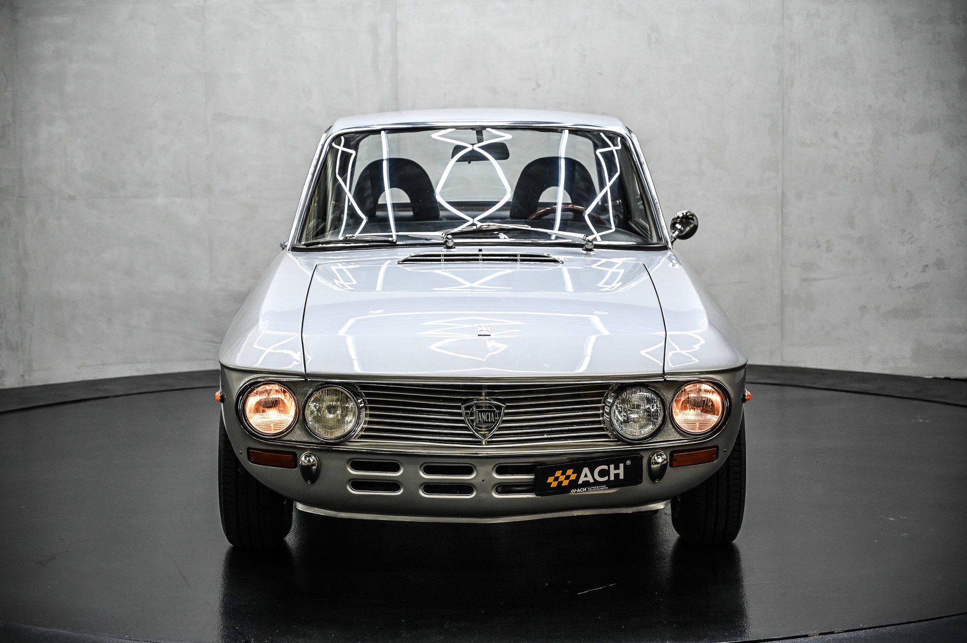 LANCIA Fulvia 1600 HF-showroom-element-1