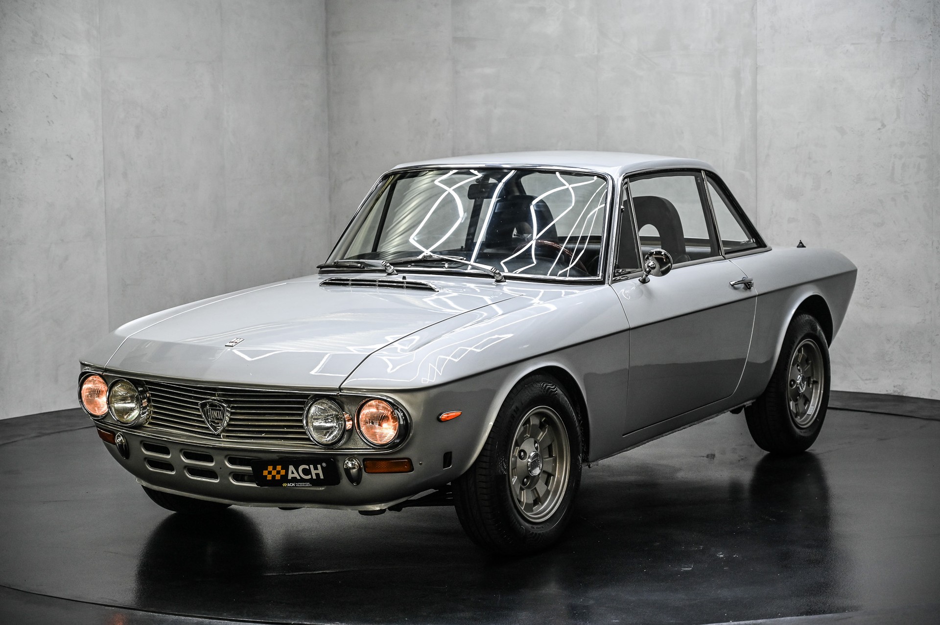 LANCIA Fulvia 1600 HF-showroom-element-2