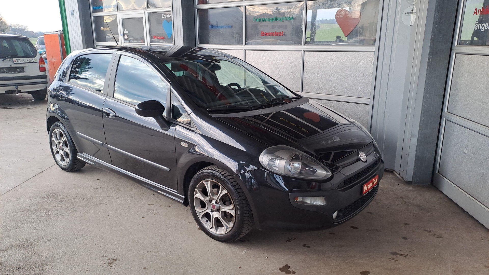 FIAT Punto Evo 1.4 16V Sporting-image-3
