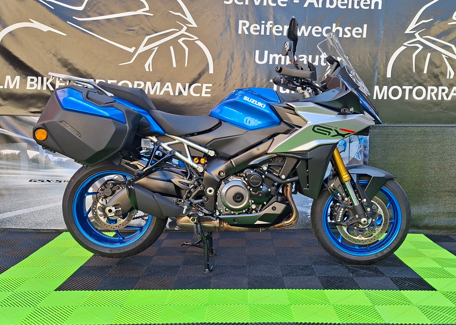 SUZUKI GSX-S 1000 GX Travel
