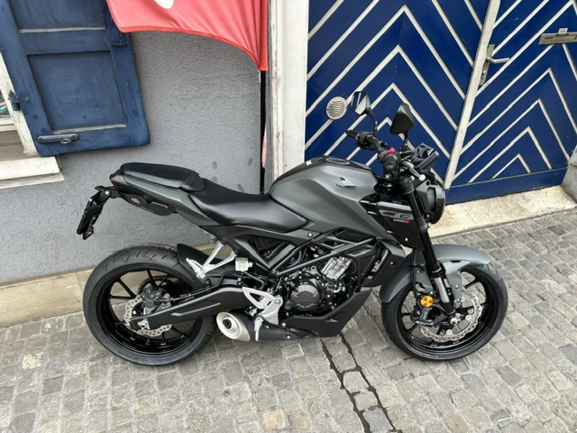 HONDA CB 125 R Inkl. Heckumbau gratis/ Modell 2026 mit 5-Zoll-TFT-Farbd-image-5