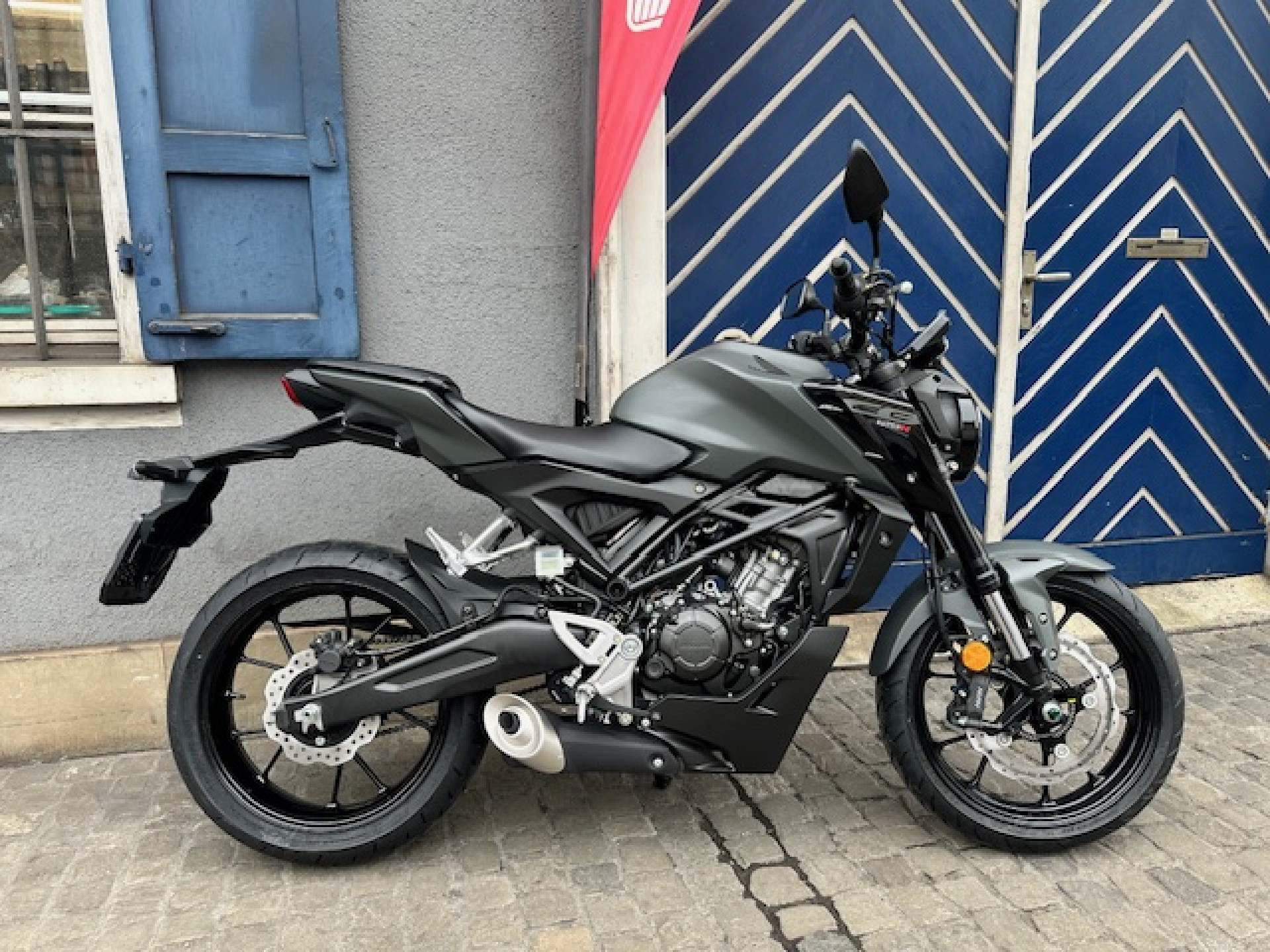 HONDA CB 125 R Modell 2026 mit 5-Zoll-TFT-Farbdisplay