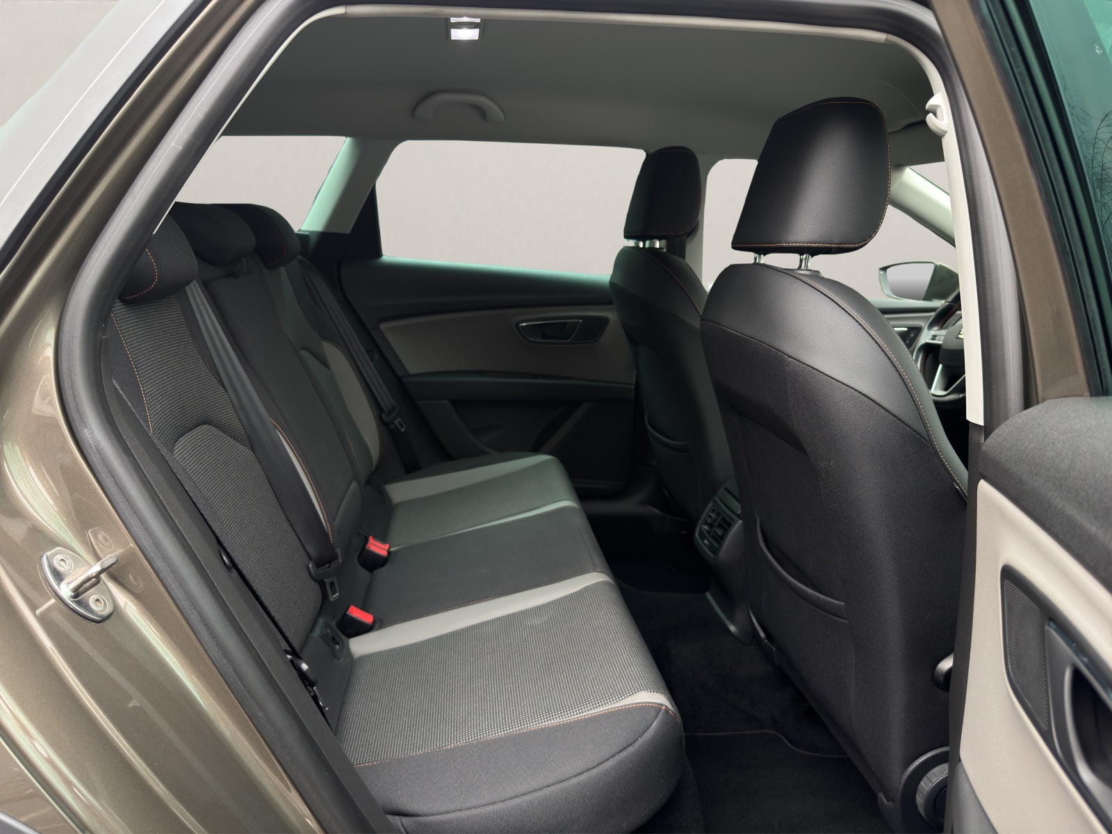 SEAT Leon ST 1.8 TSI X-Perience 4Drive DSG-image-13