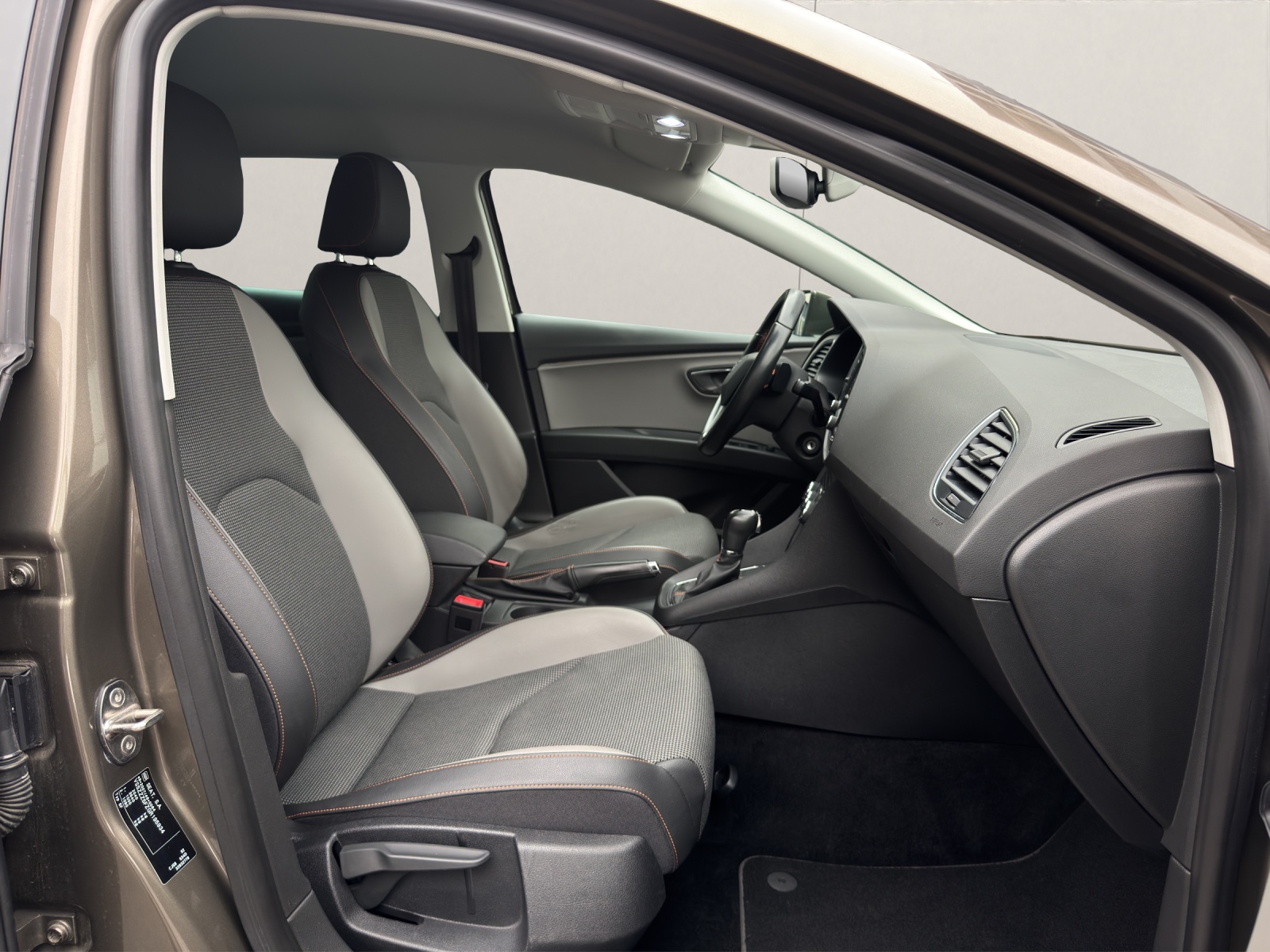 SEAT Leon ST 1.8 TSI X-Perience 4Drive DSG-image-11