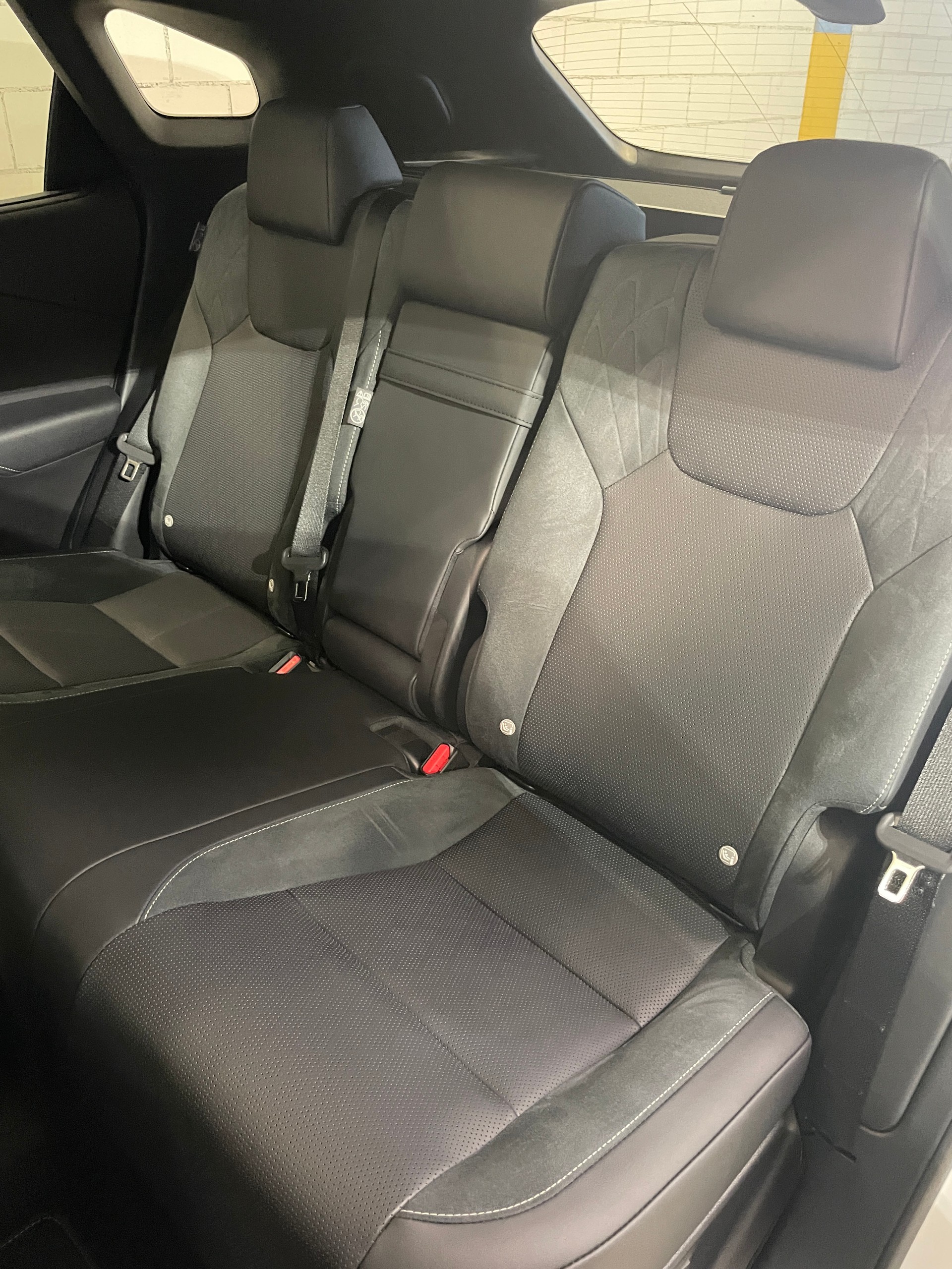 LEXUS RX 450h+ Plug-In Hybrid Ecxellence AWD CVT-image-11