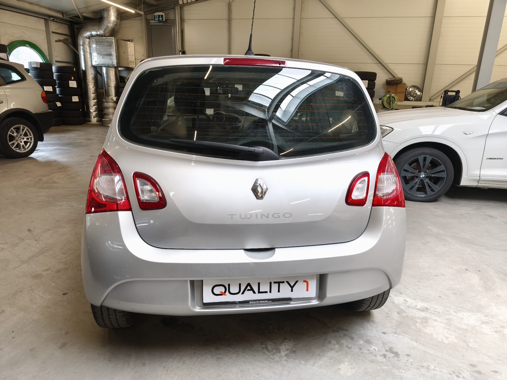 RENAULT Twingo 1.2 16V Swiss Edition-image-3