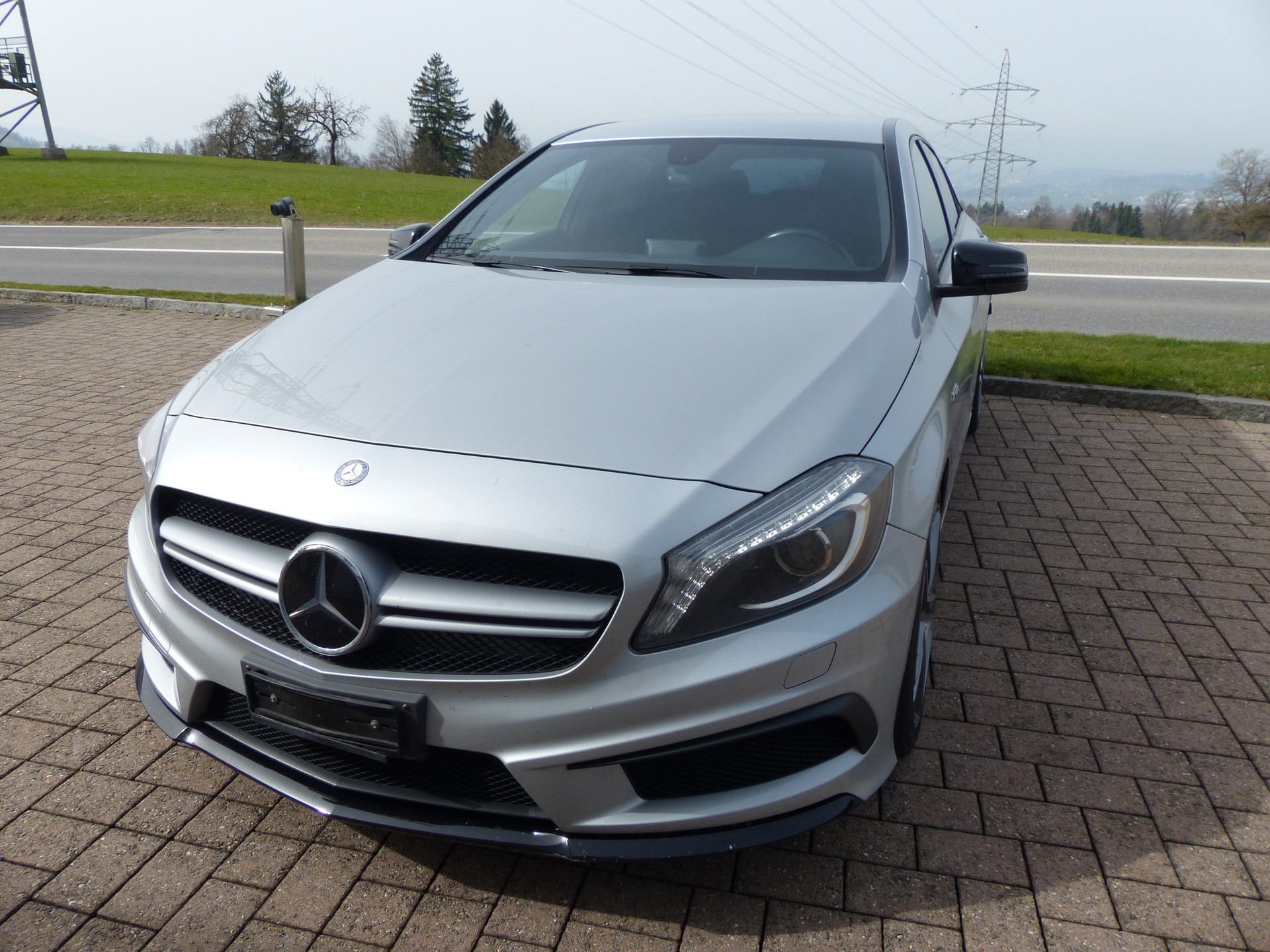 MERCEDES-BENZ A 45 AMG 4Matic Speedshift 7G-DCT-showroom-element-2