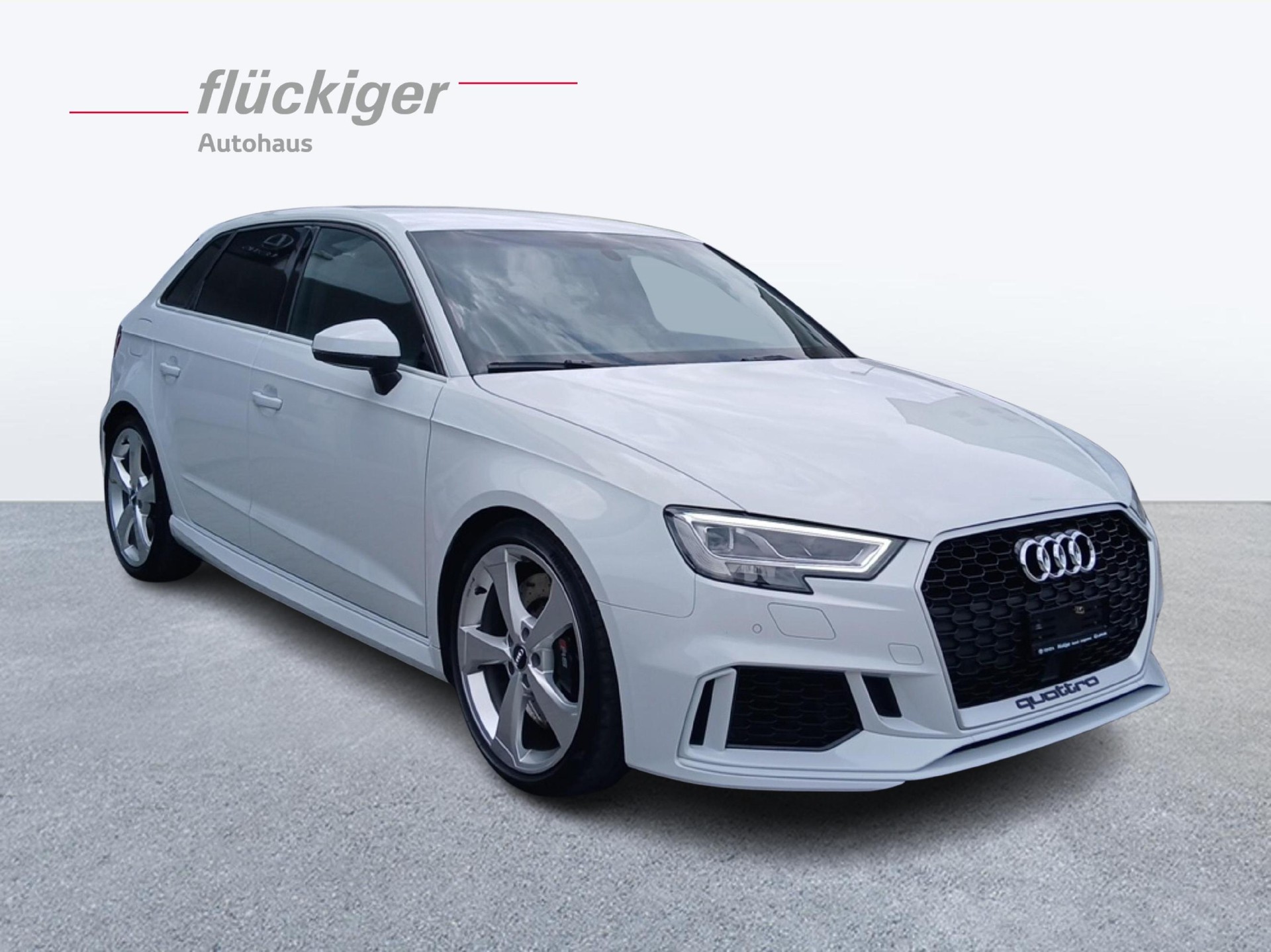 AUDI RS3 Sportback 2.5 T FSI quattro S-Tronic-image-6