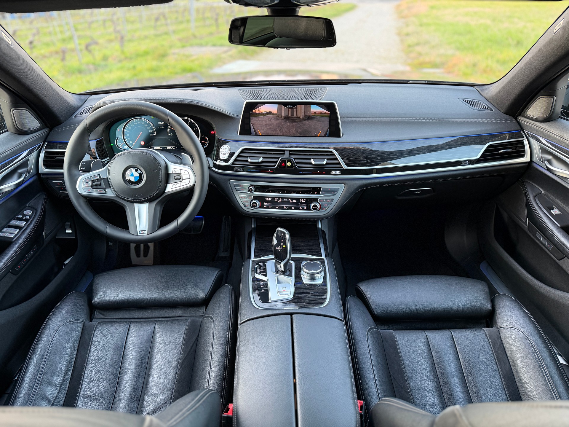 BMW 730d xDrive Steptronic-image-6