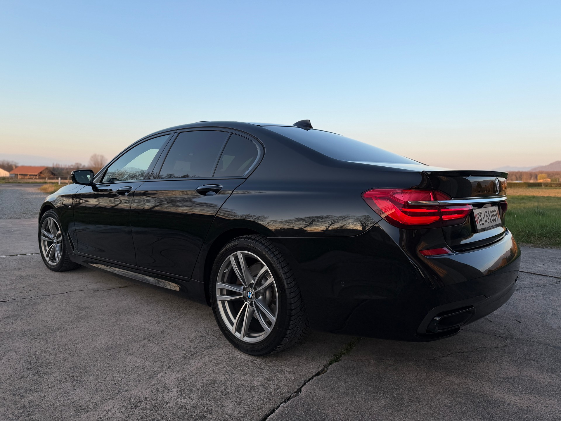 BMW 730d xDrive Steptronic-image-3