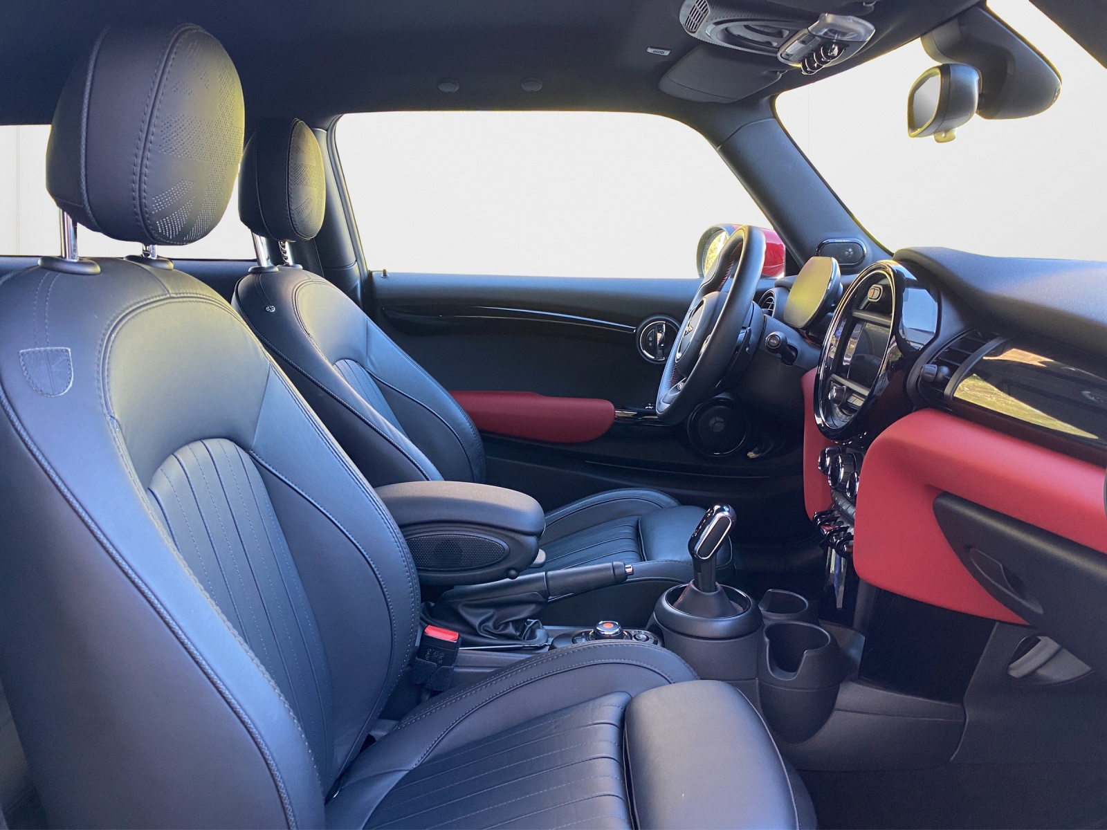 MINI Cooper John Cooper Works Steptronic-image-13