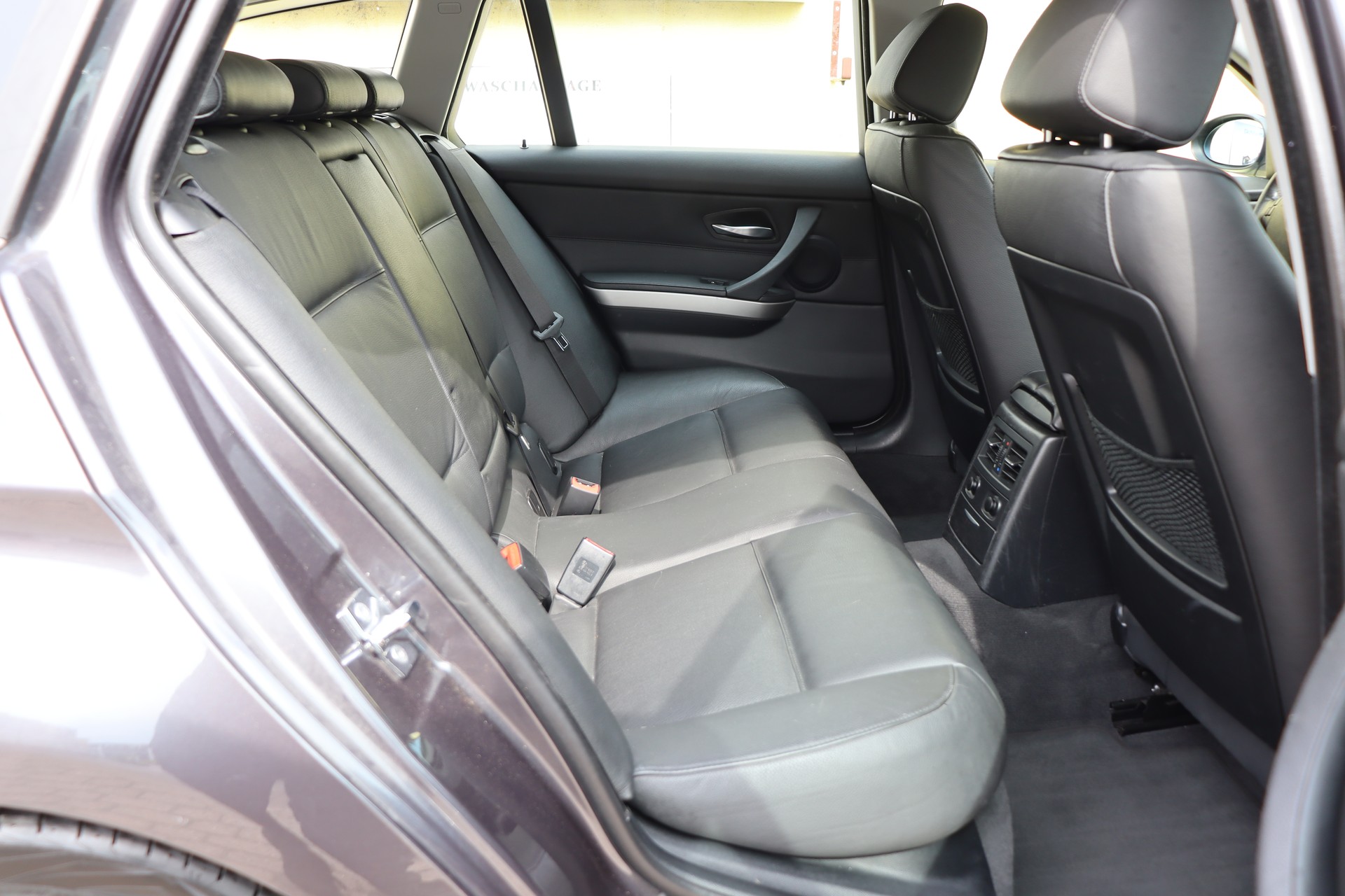 BMW 325i Touring Steptronic-image-13