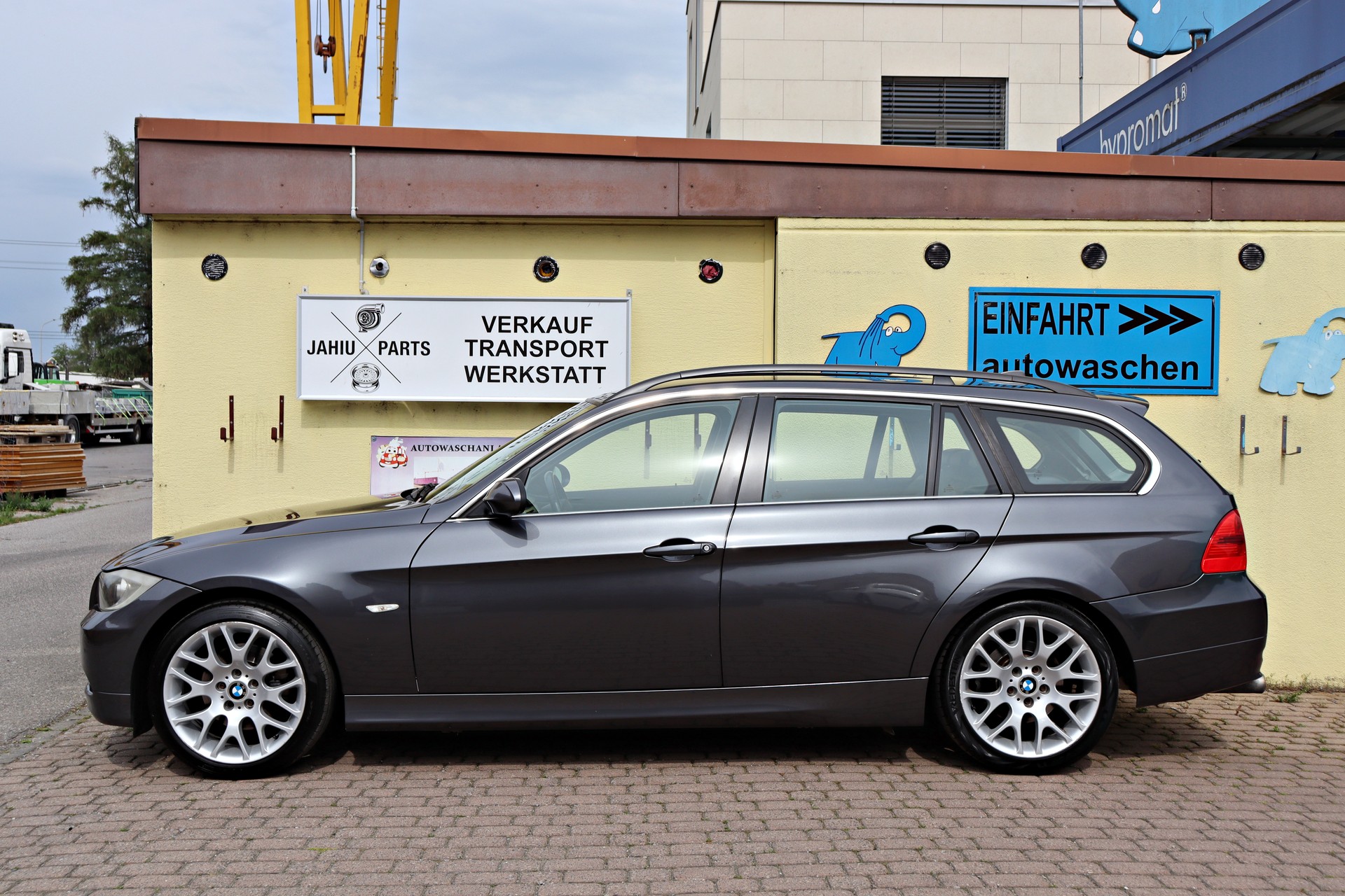 BMW 325i Touring Steptronic-image-1