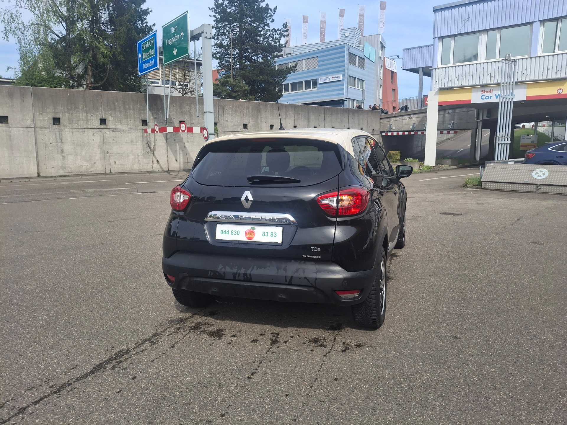 RENAULT Captur 1.2 T 16V Privilège EDC-image-17